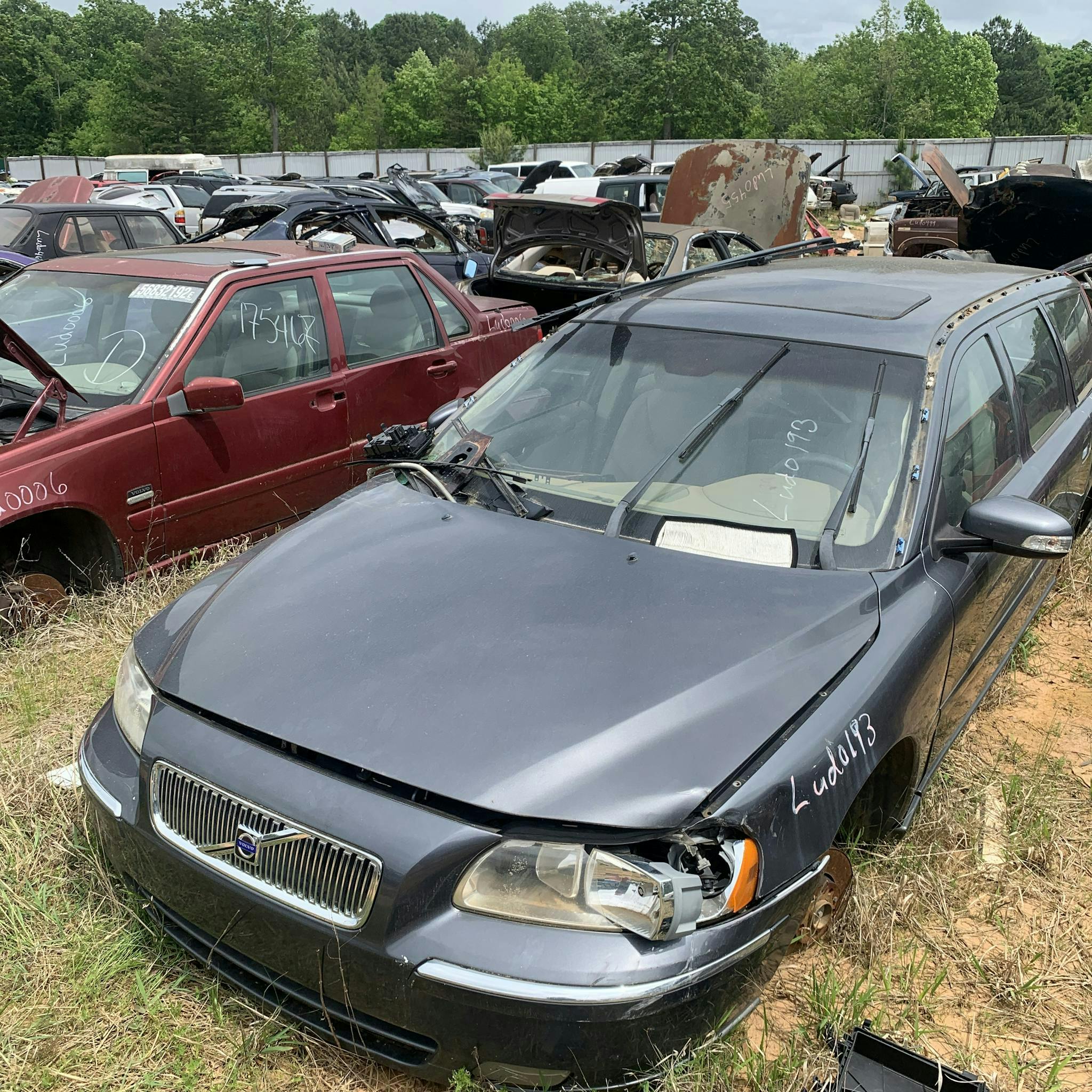 2007 VOLVO V70