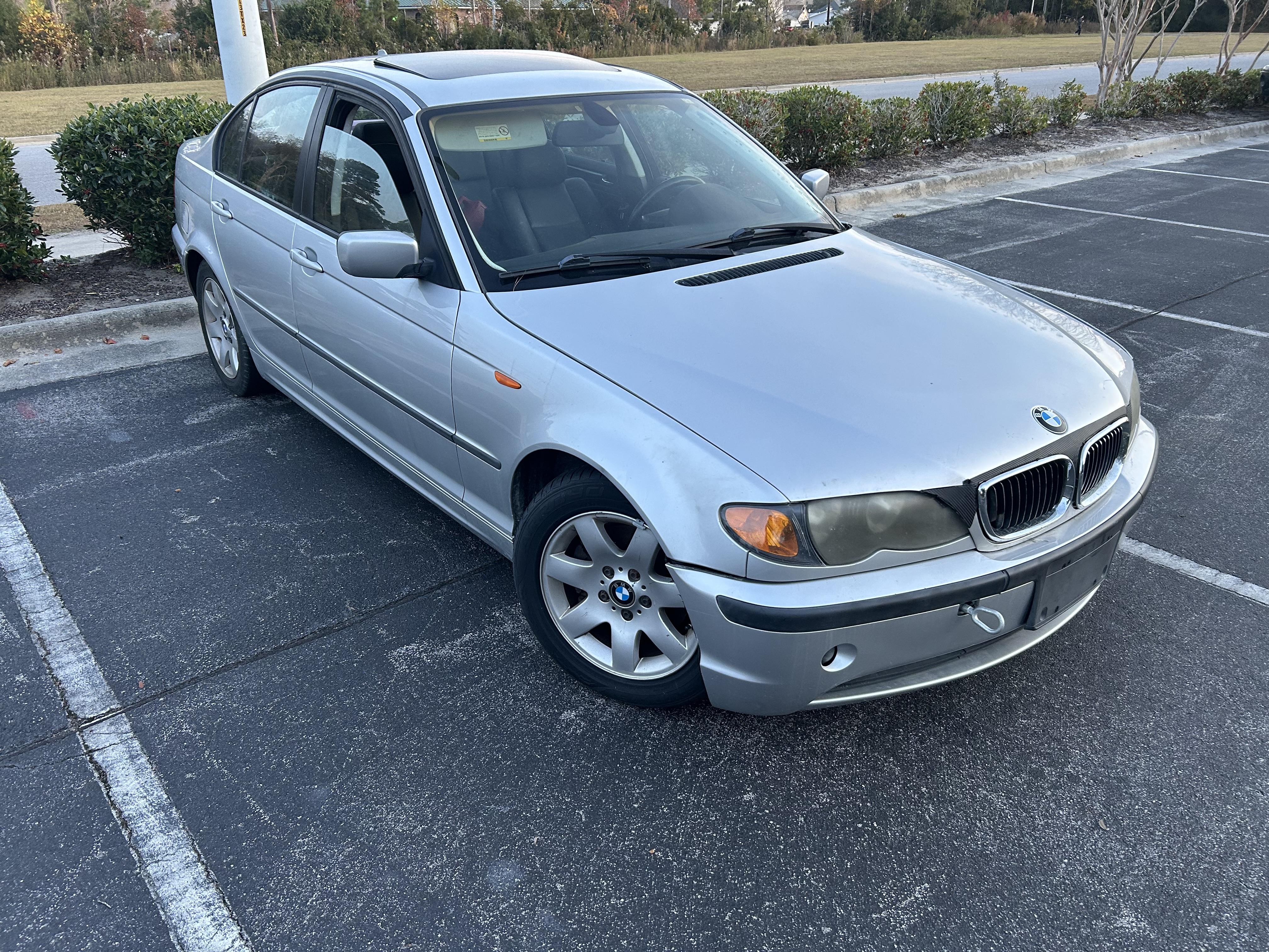 2005 BMW 325i