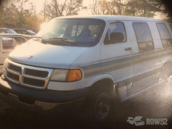 1998 DODGE Ram Van