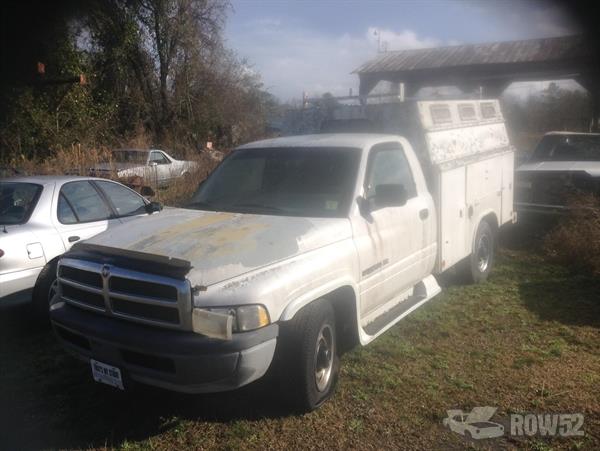 1995 DODGE Ram Chassis Cab