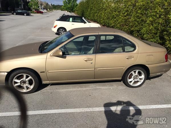 2001 NISSAN Altima