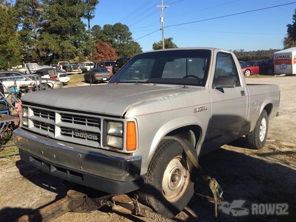 1989 DODGE Dakota