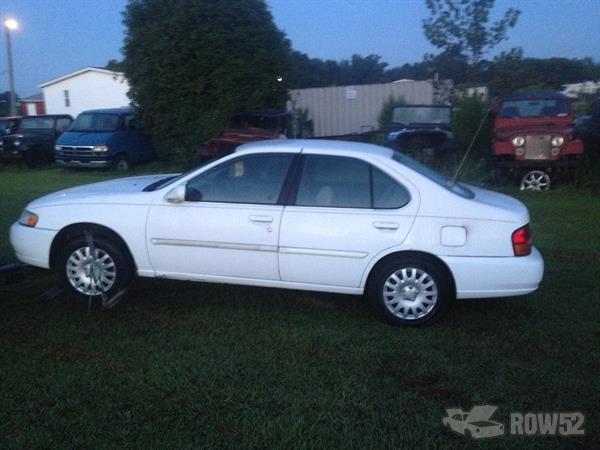 1999 NISSAN Altima