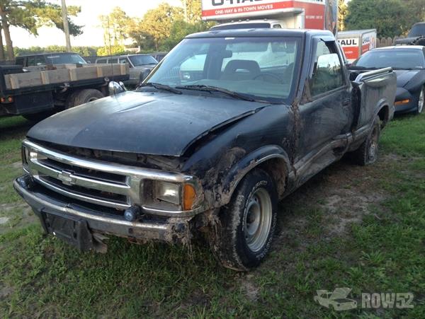1996 CHEVROLET S-10 Pickup