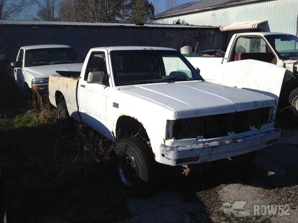 1986 CHEVROLET S-10 Pickup