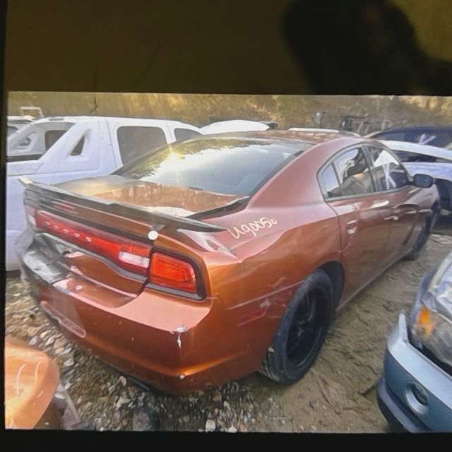 2011 DODGE Charger