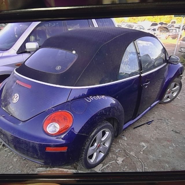 2006 VOLKSWAGEN Beetle