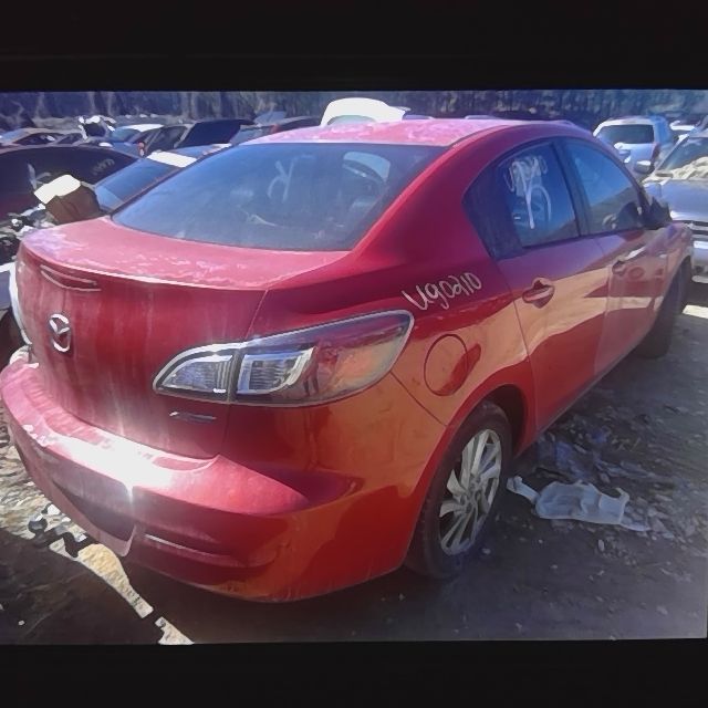 2013 MAZDA Mazda3