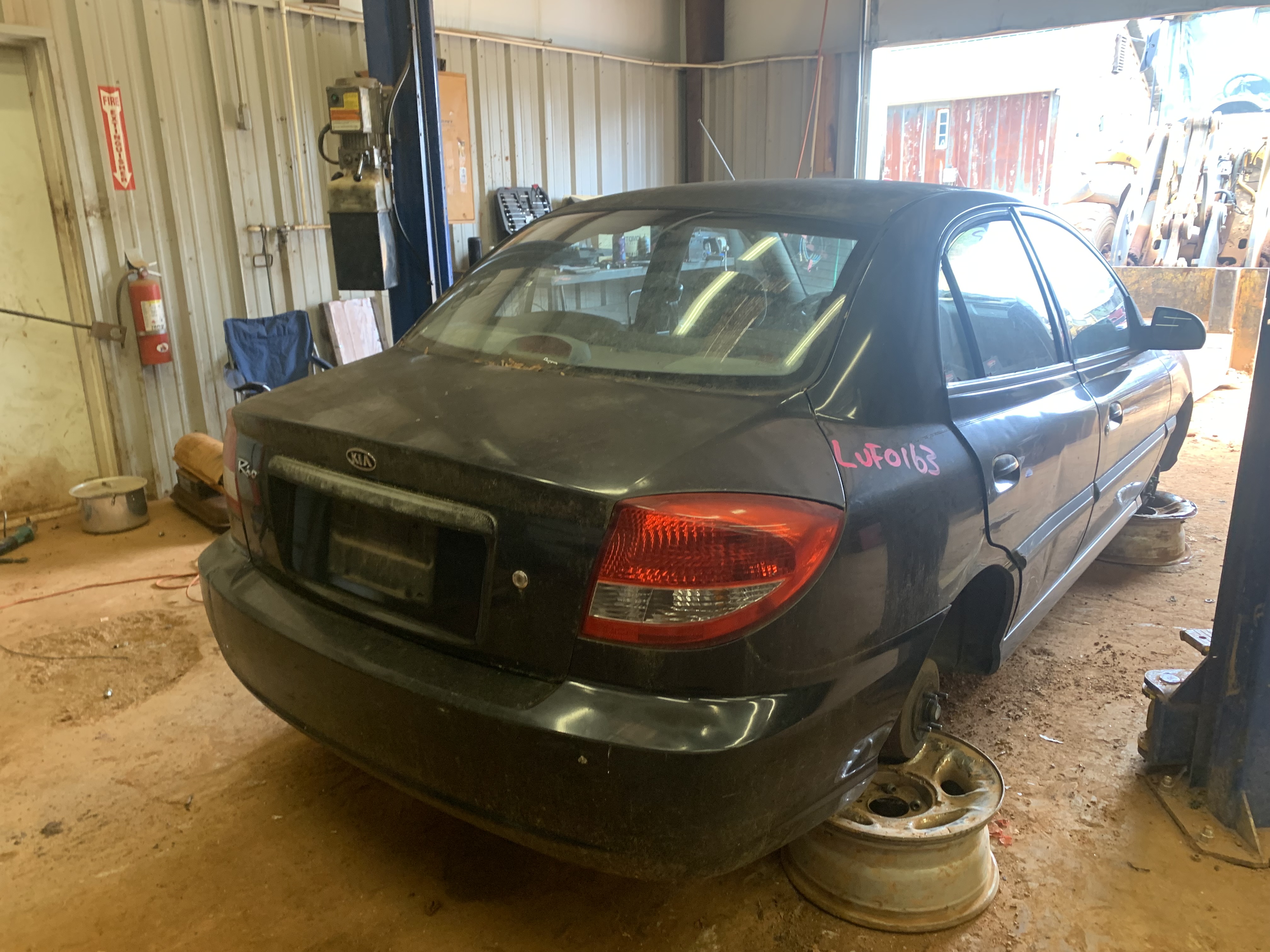 2005 KIA Rio