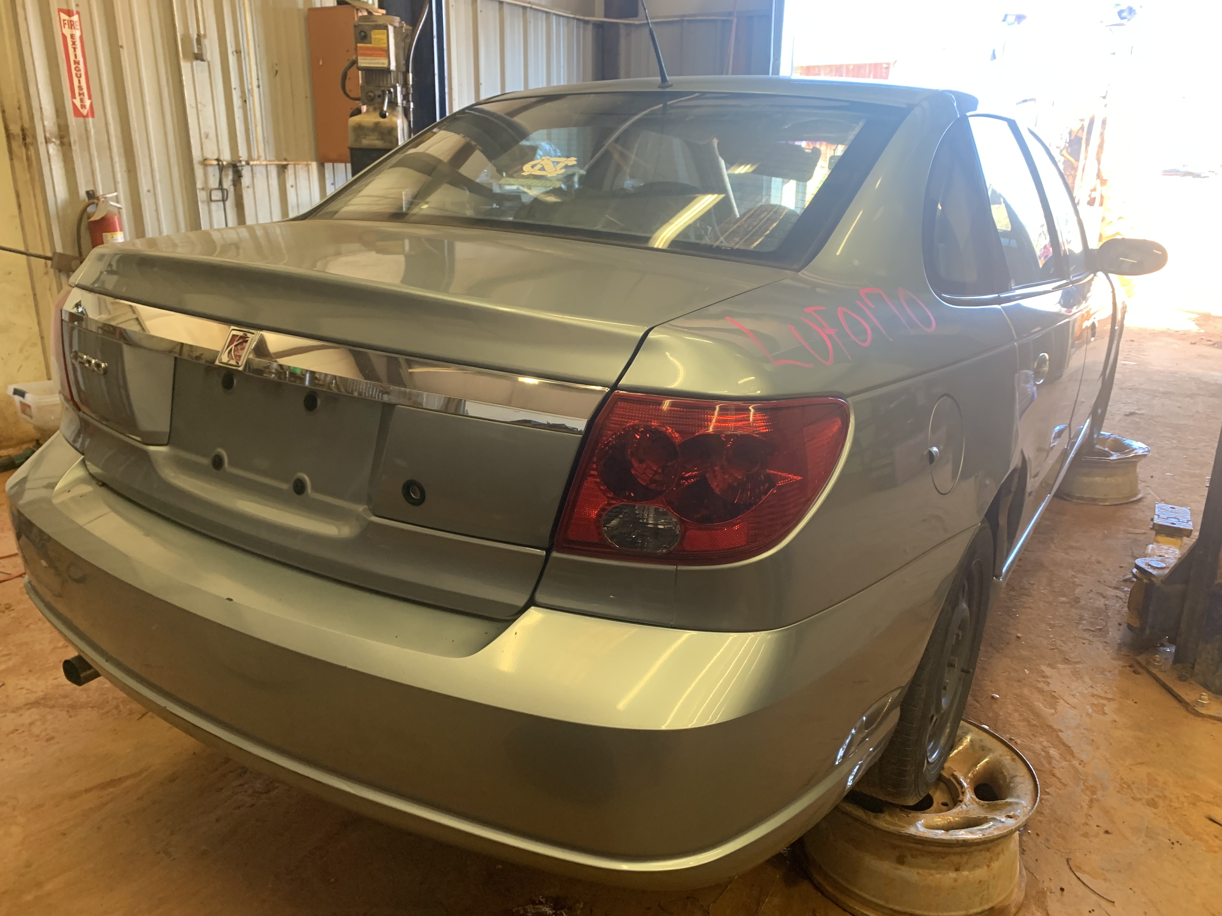 2003 SATURN L200
