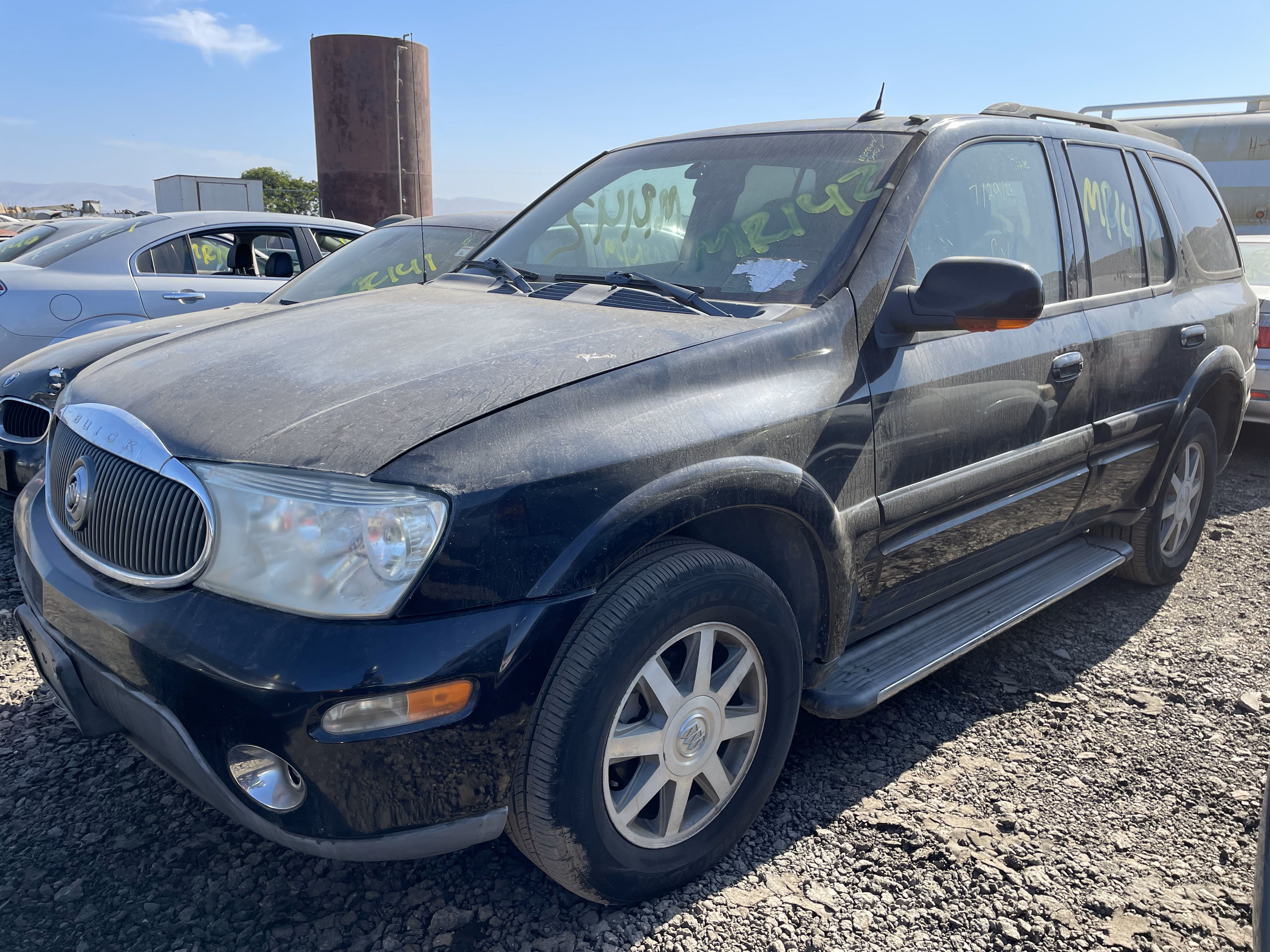 2005 BUICK Rainier