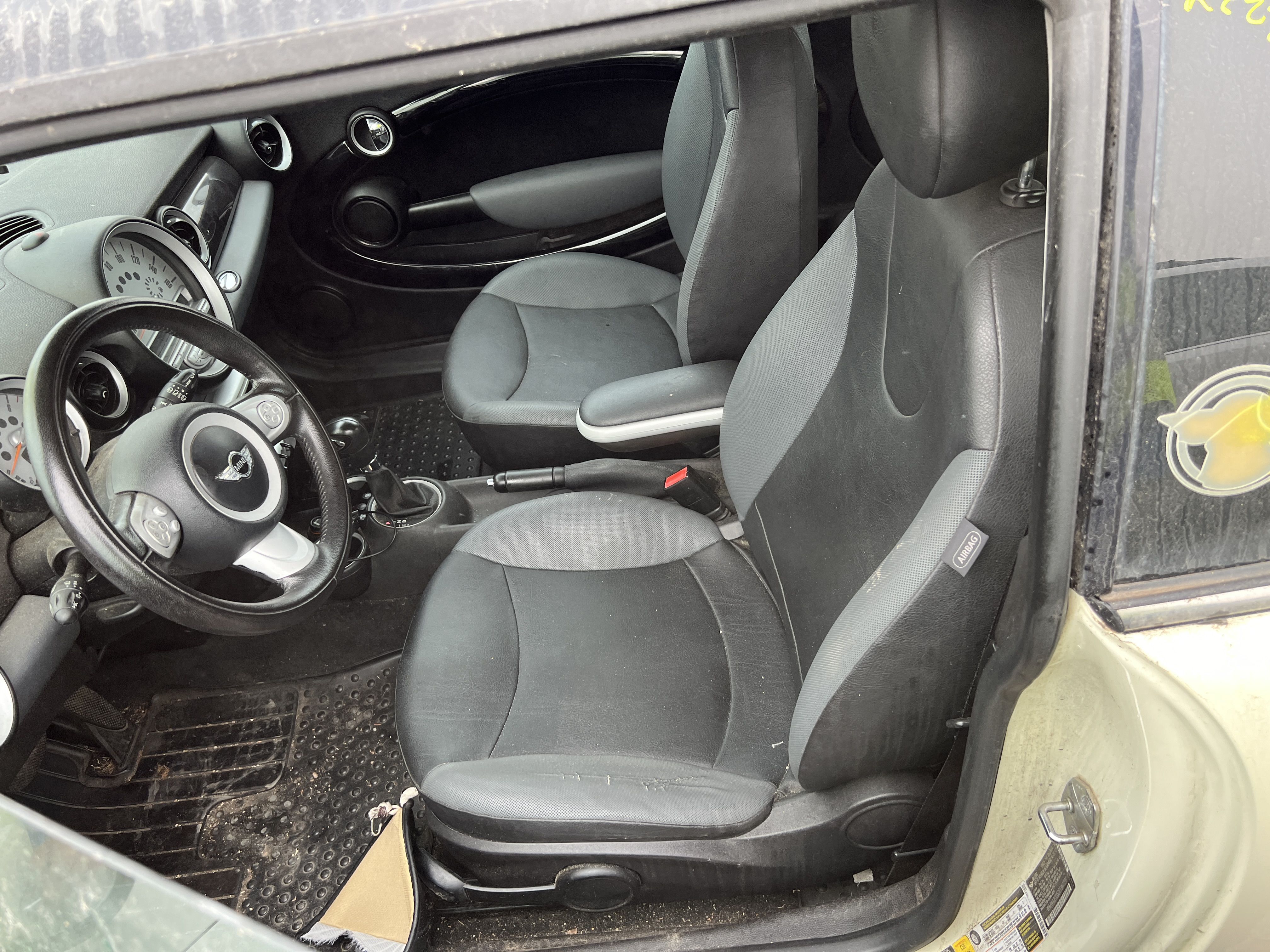 2009 MINI Cooper