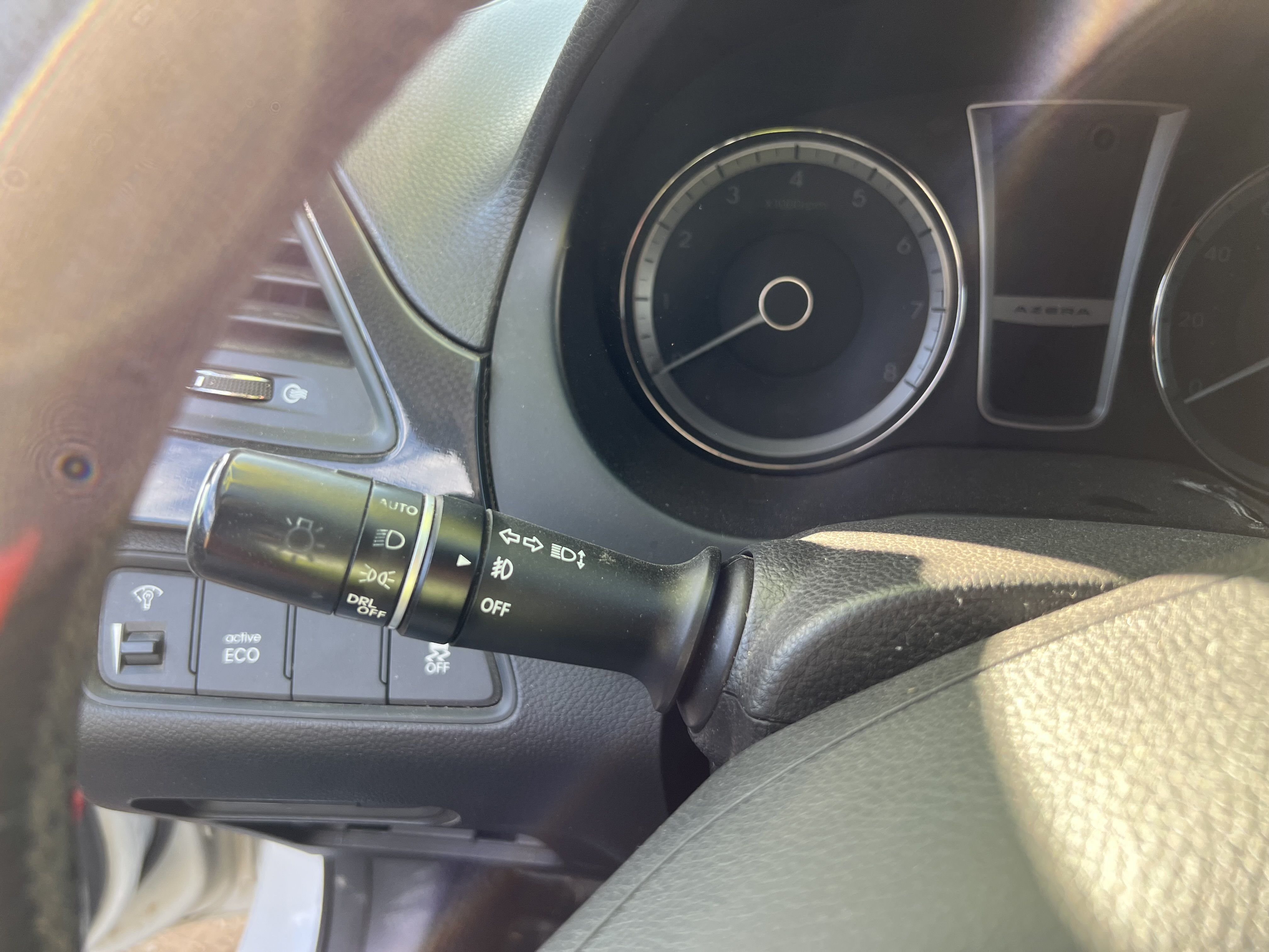 2012 HYUNDAI Azera