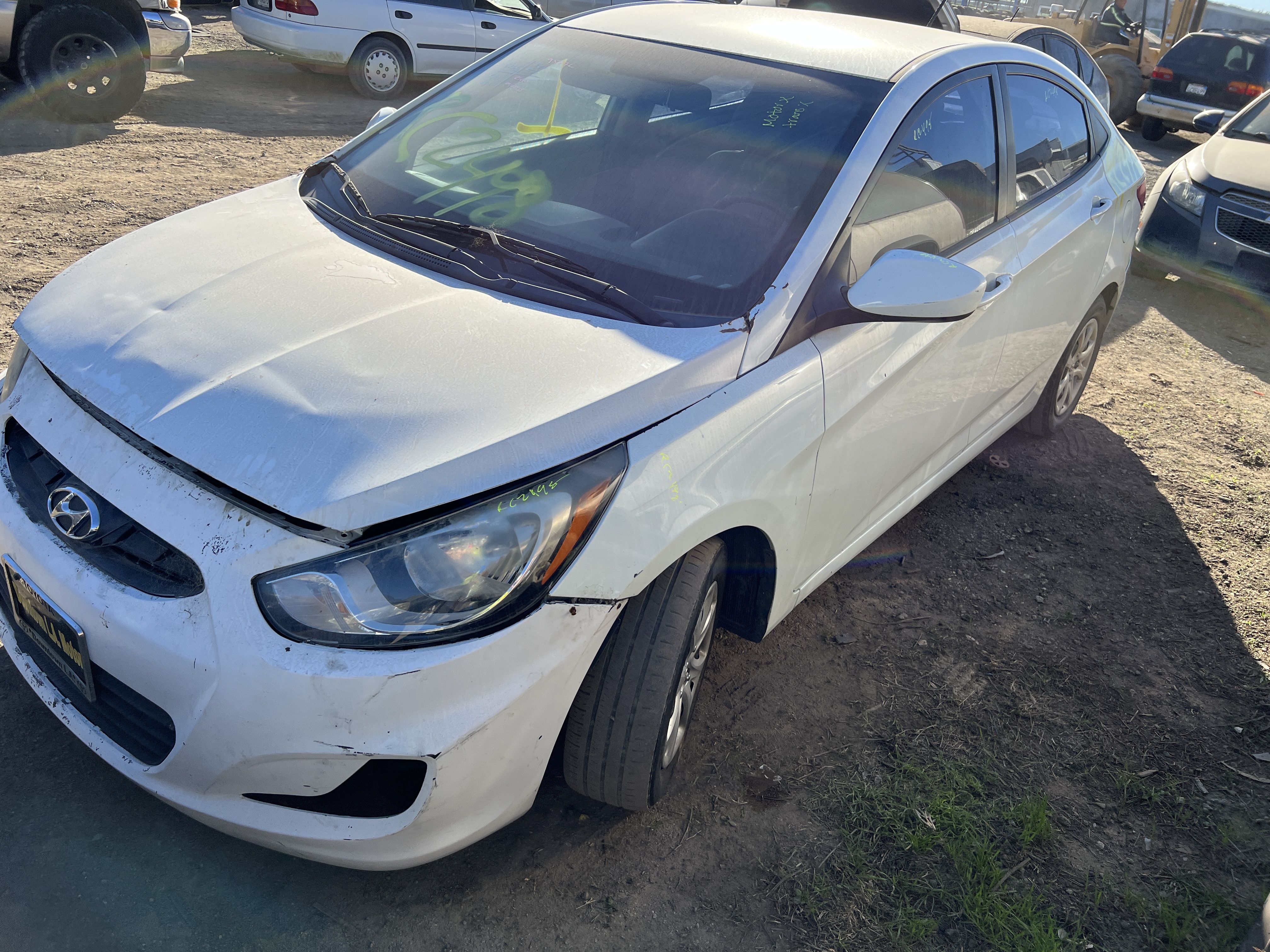2014 HYUNDAI Accent