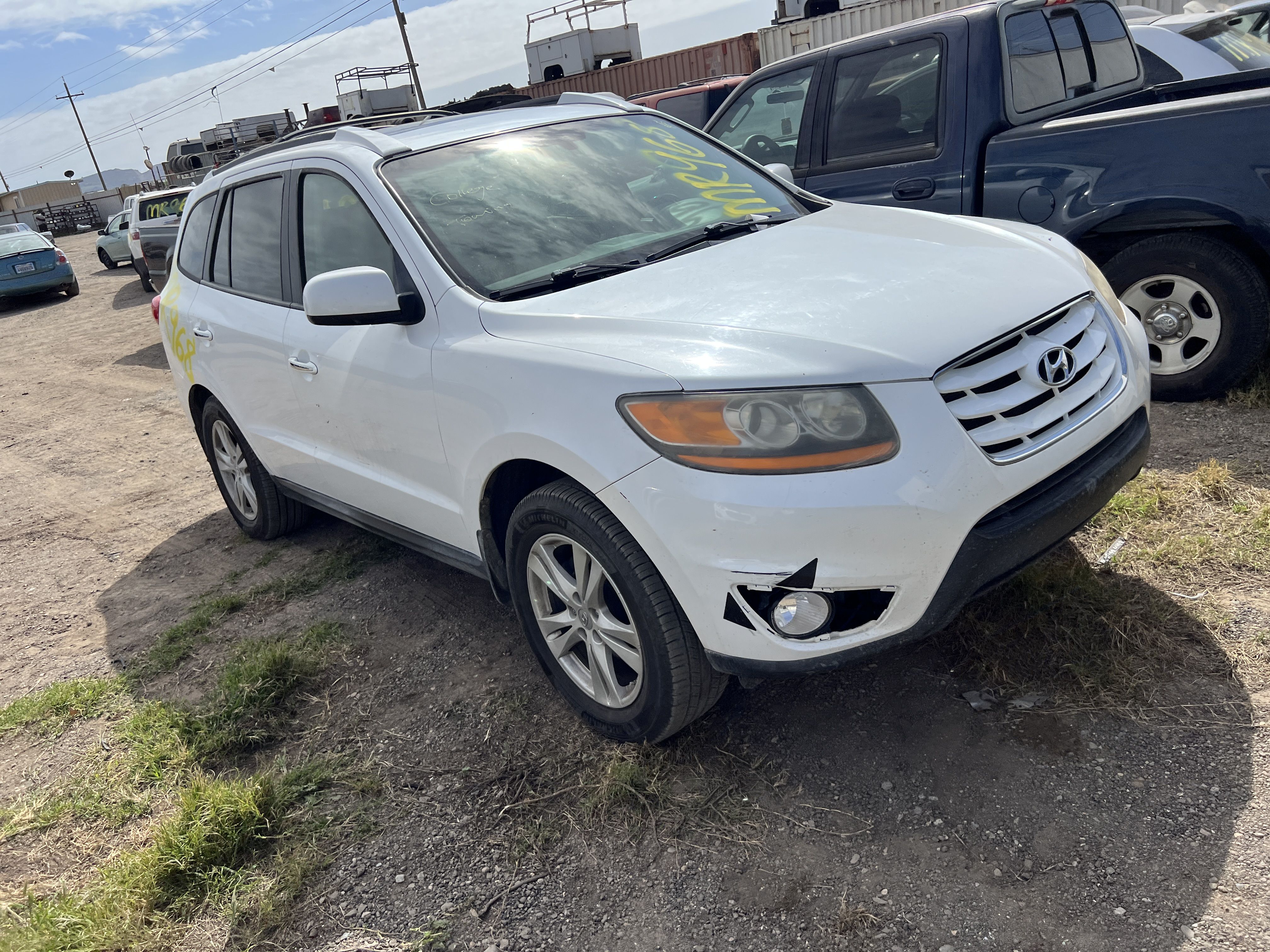 2011 HYUNDAI Santa Fe