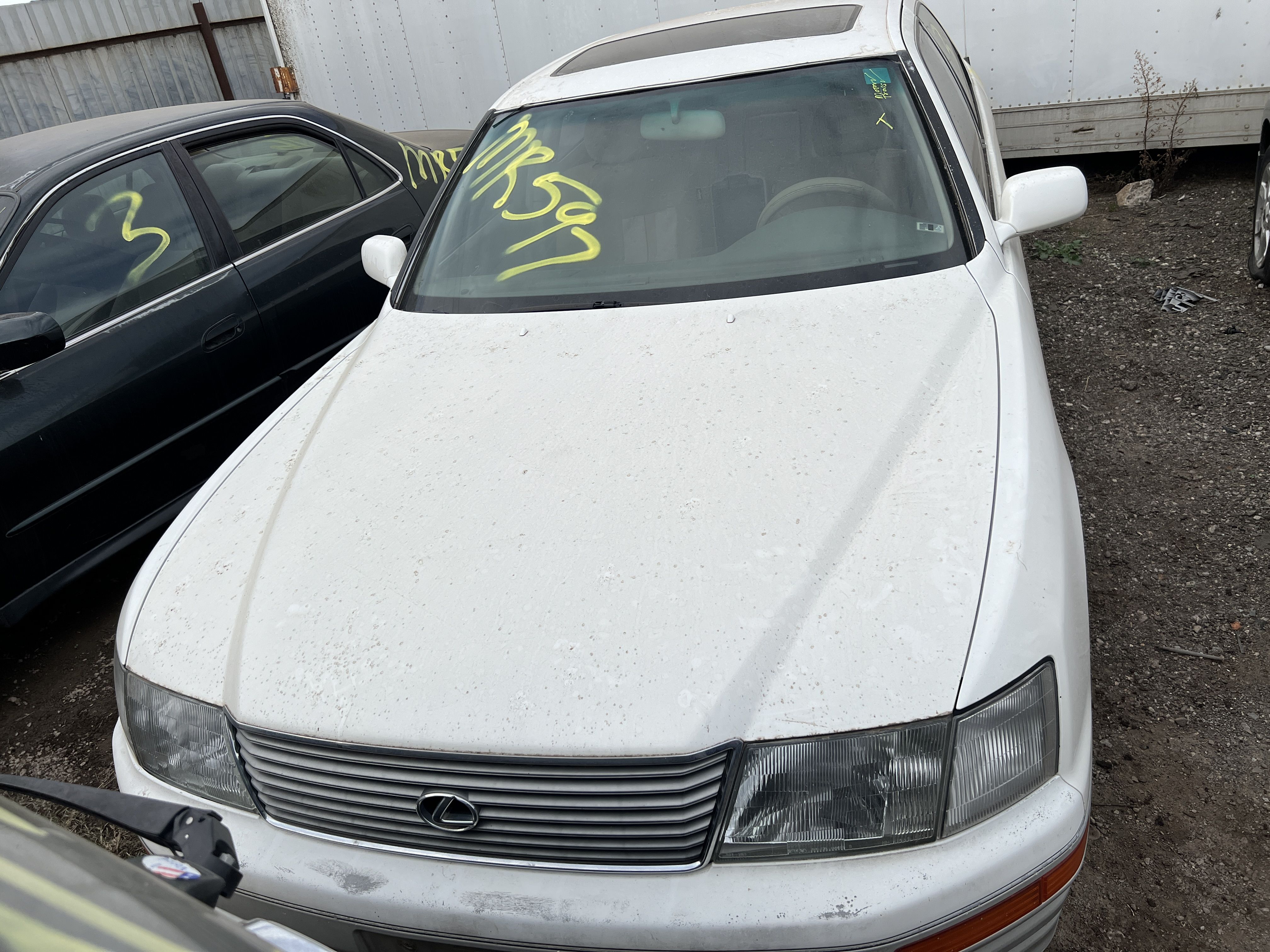 1995 LEXUS LS