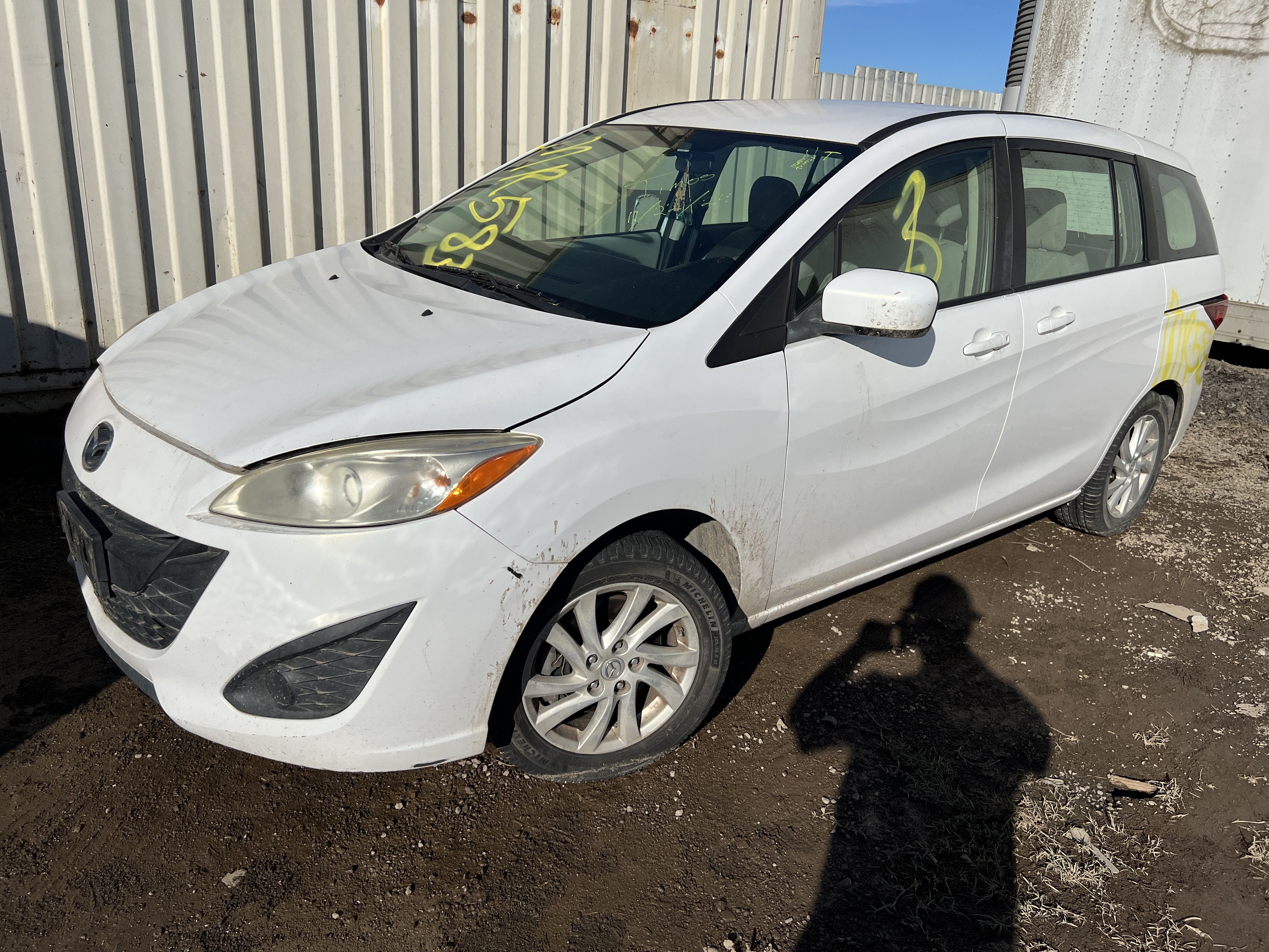 2012 MAZDA Mazda5