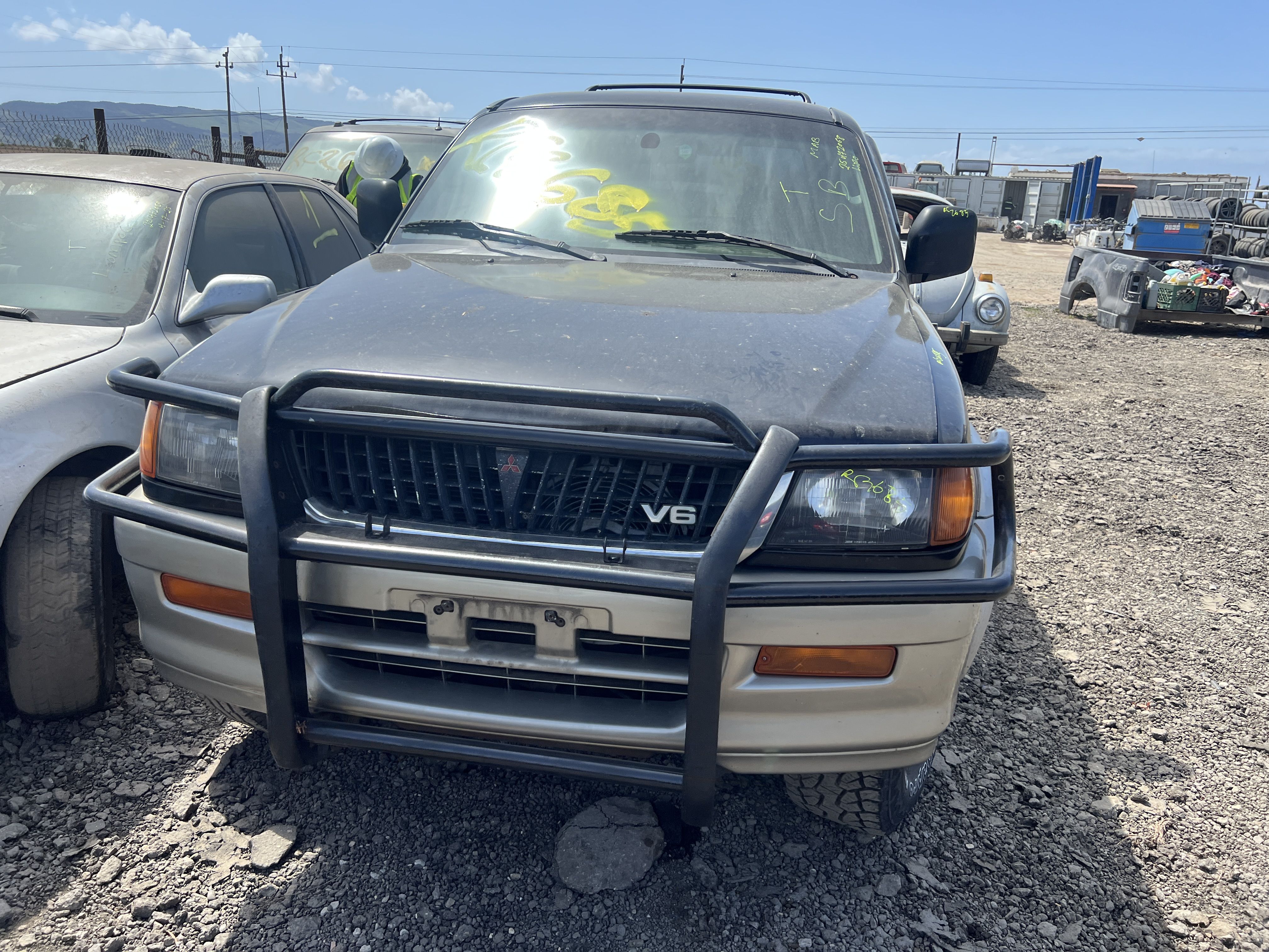 1998 MITSUBISHI Montero Sport