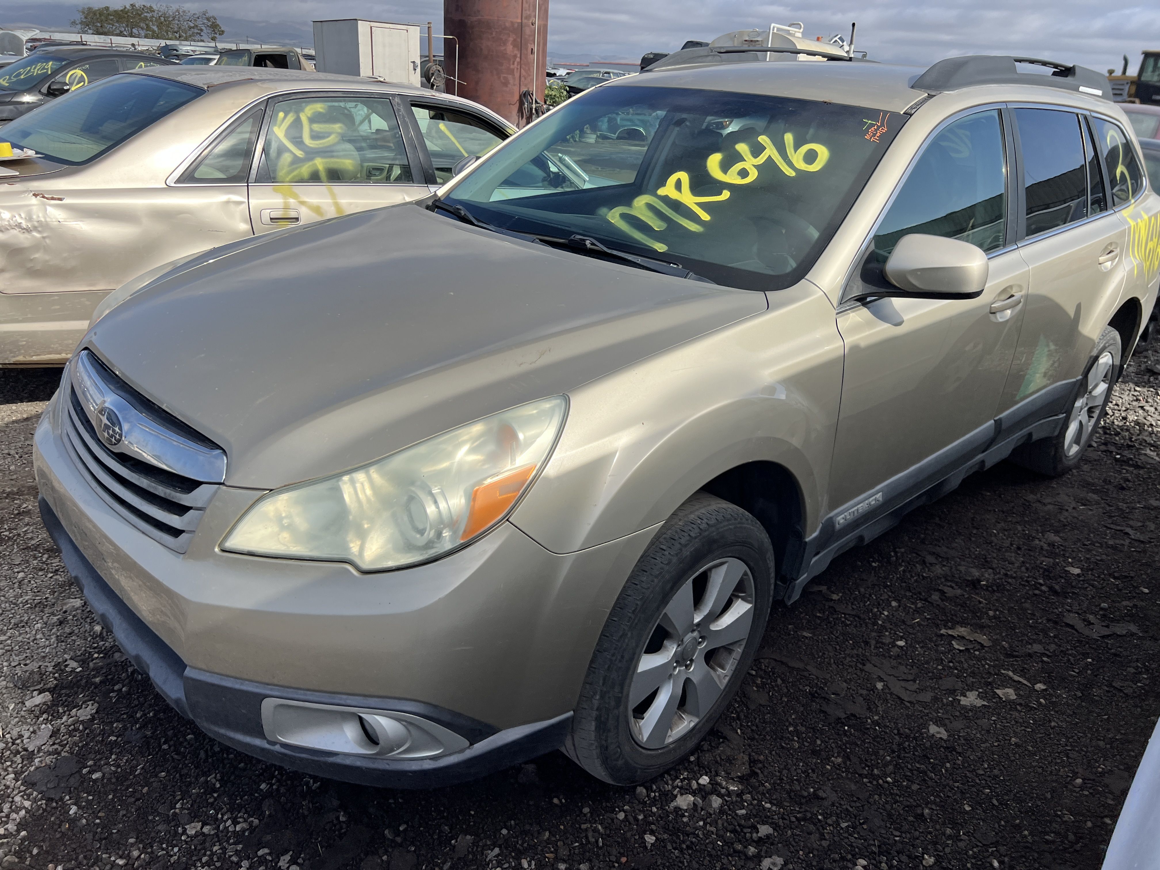 2010 SUBARU Outback
