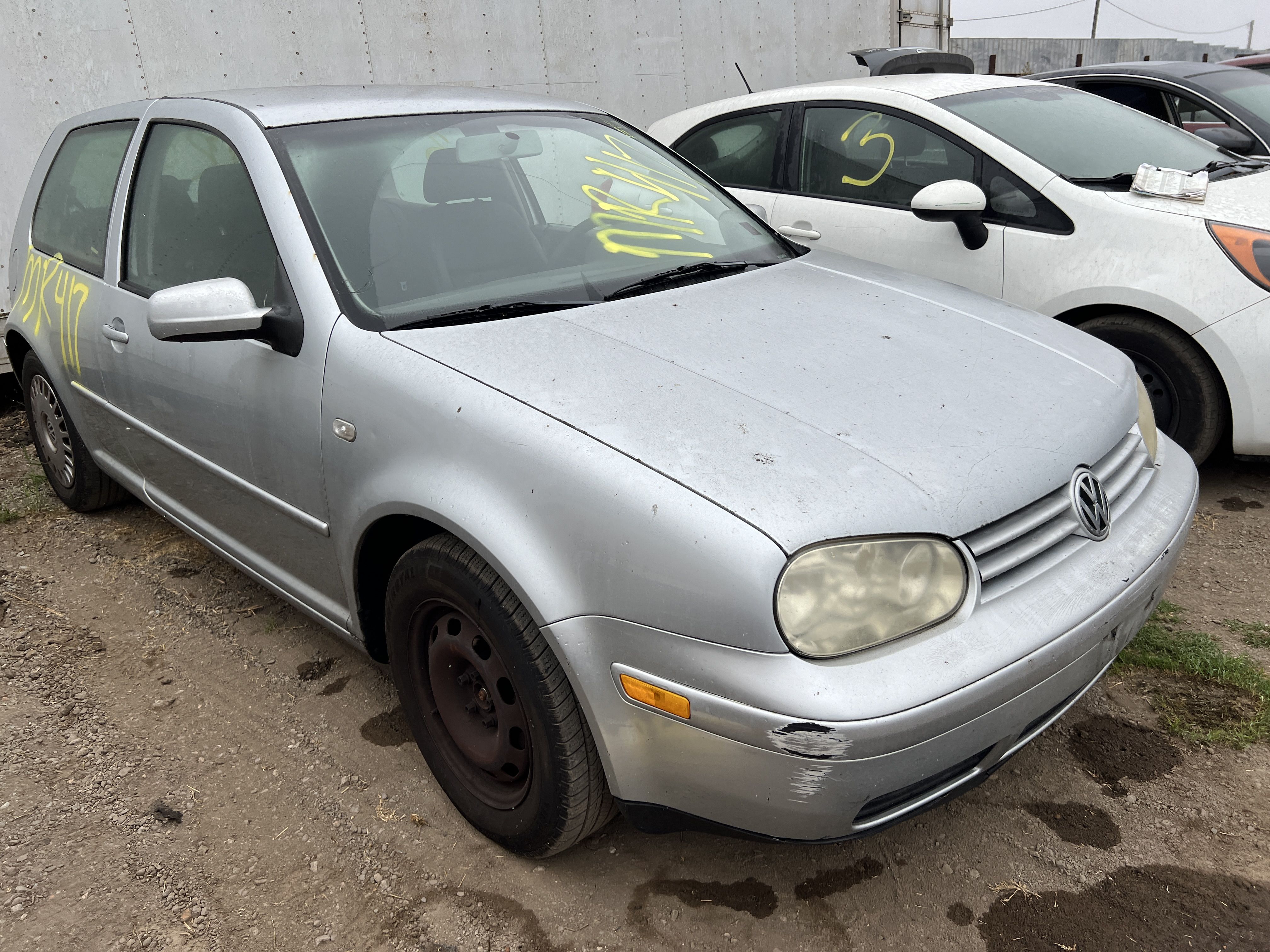 2001 VOLKSWAGEN Golf