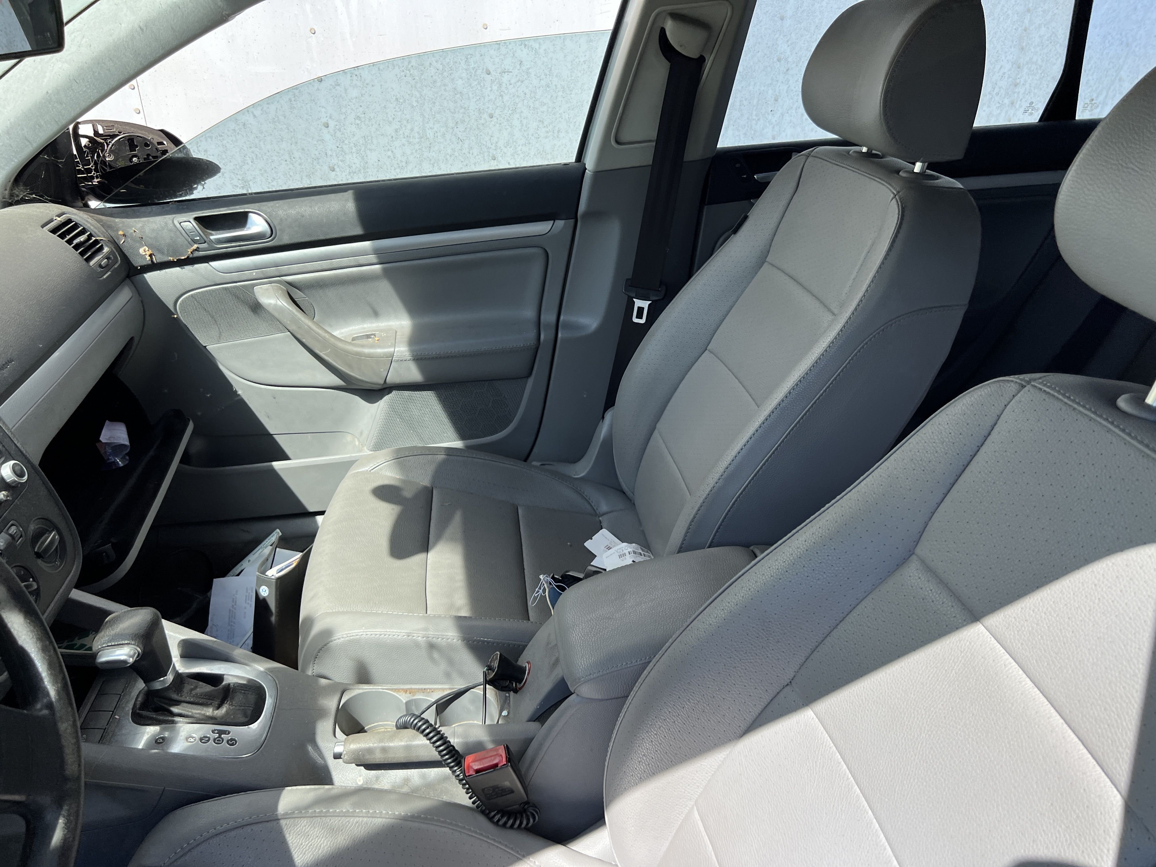 2006 VOLKSWAGEN Jetta