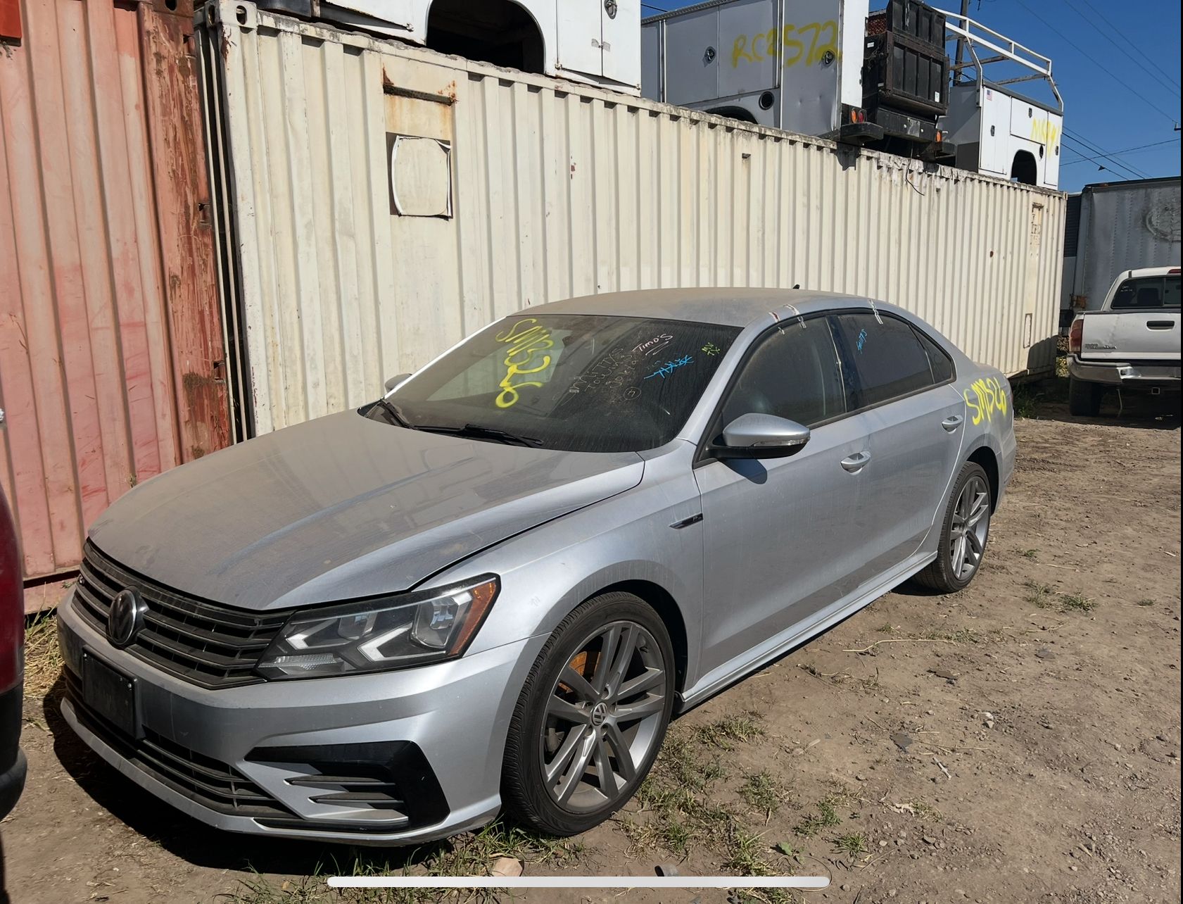 2018 VOLKSWAGEN Passat