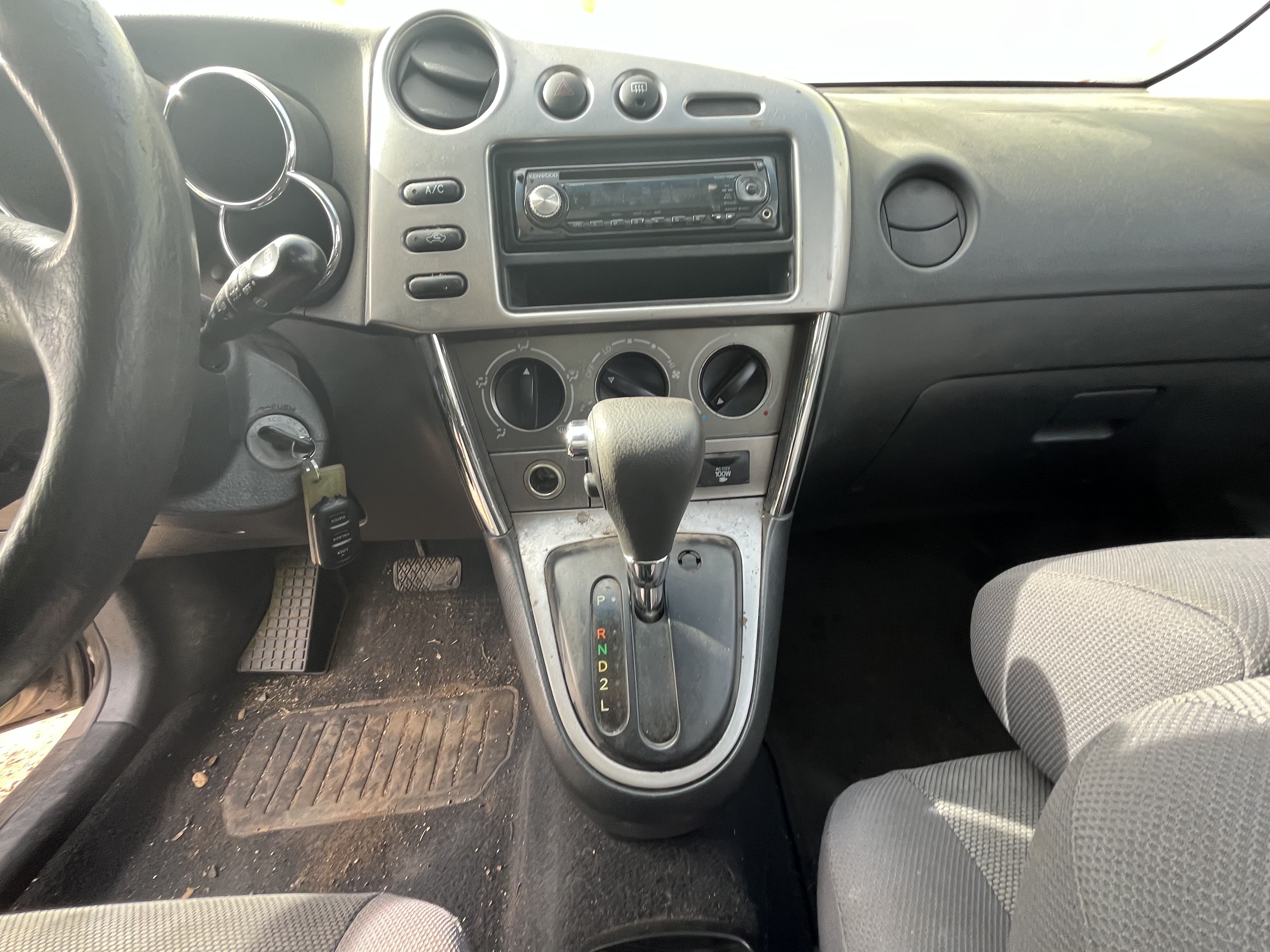 2003 PONTIAC Vibe
