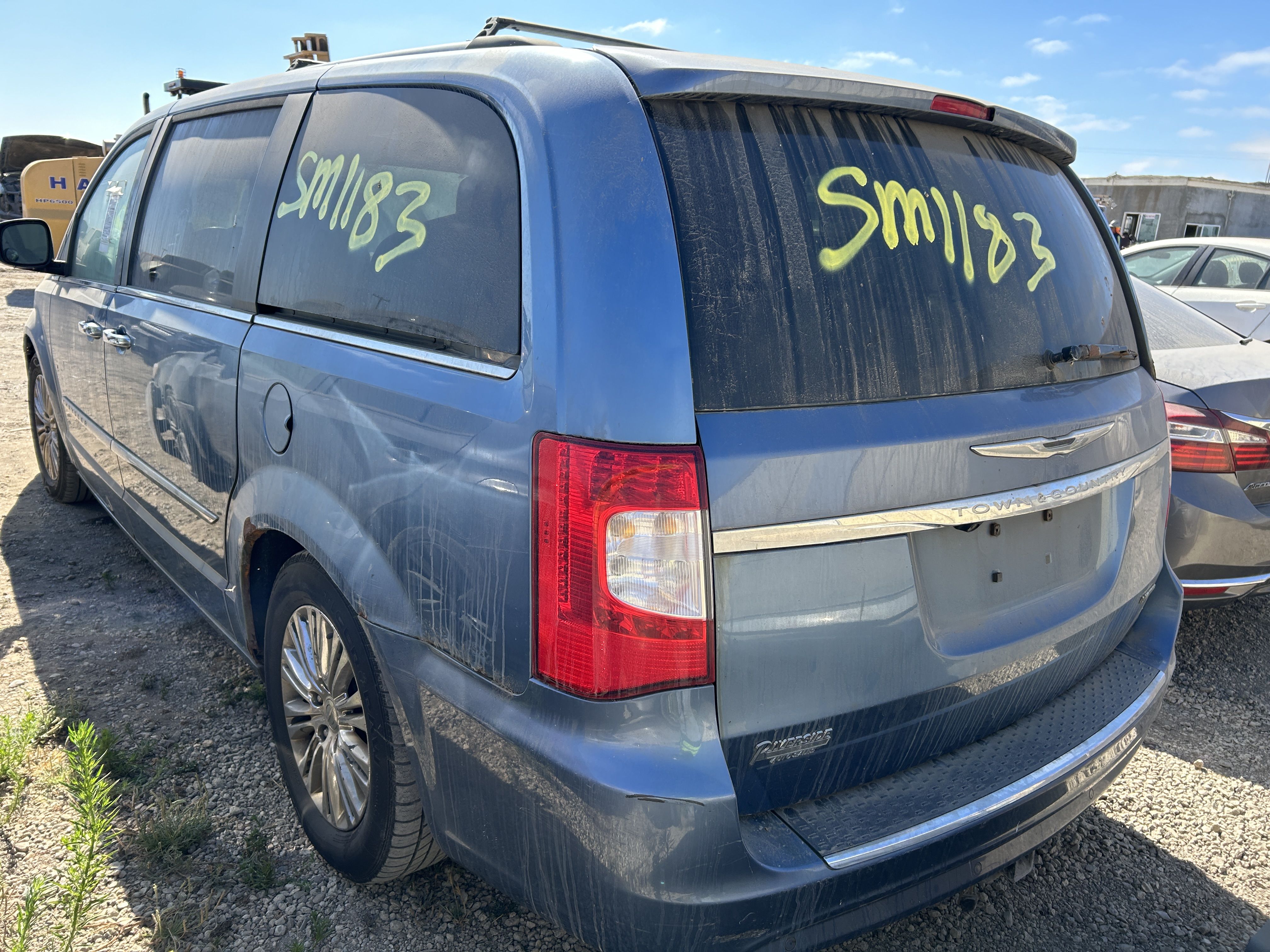 2011 CHRYSLER Town and Country