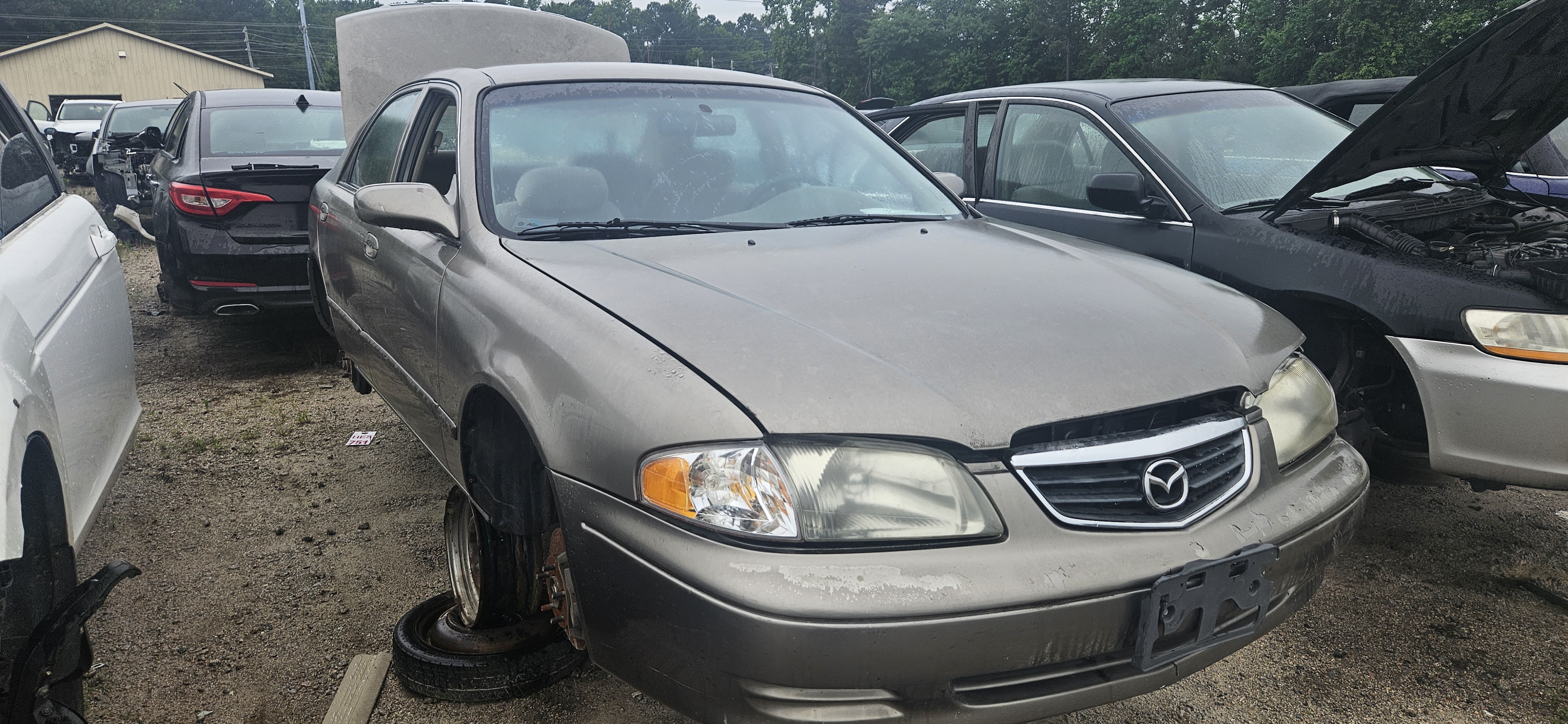 2002 MAZDA 626