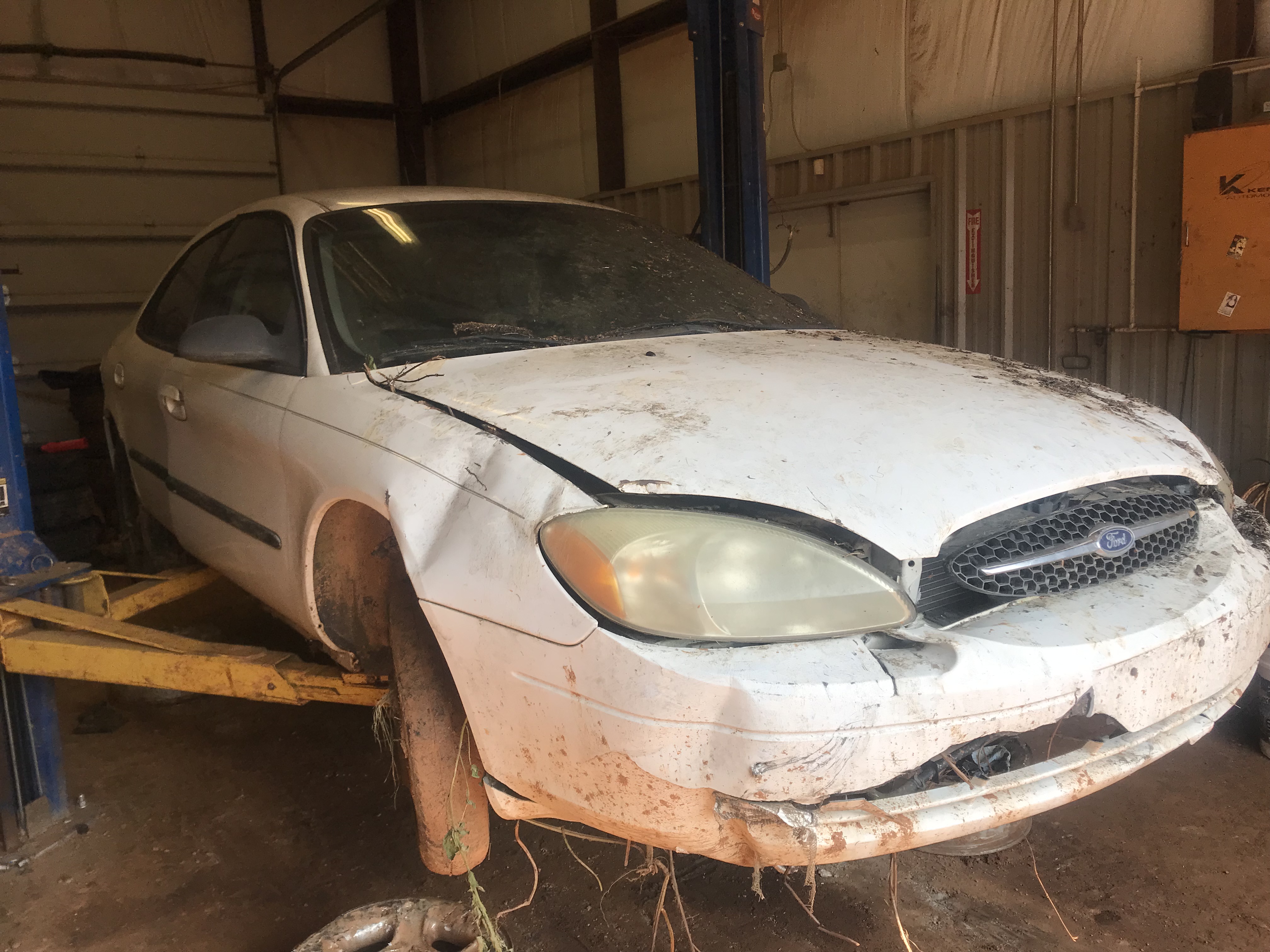 2001 FORD Taurus