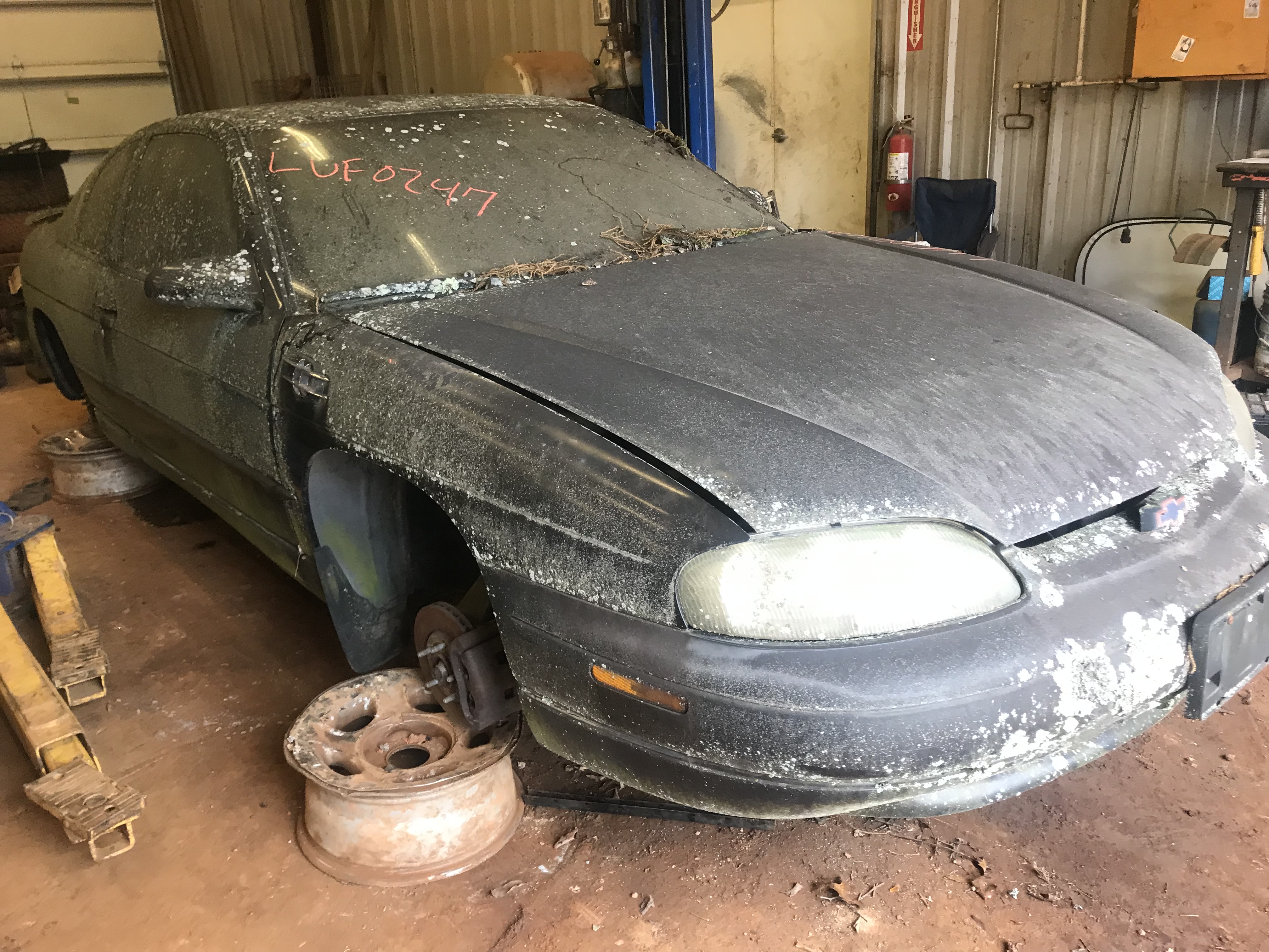 1995 CHEVROLET Monte Carlo
