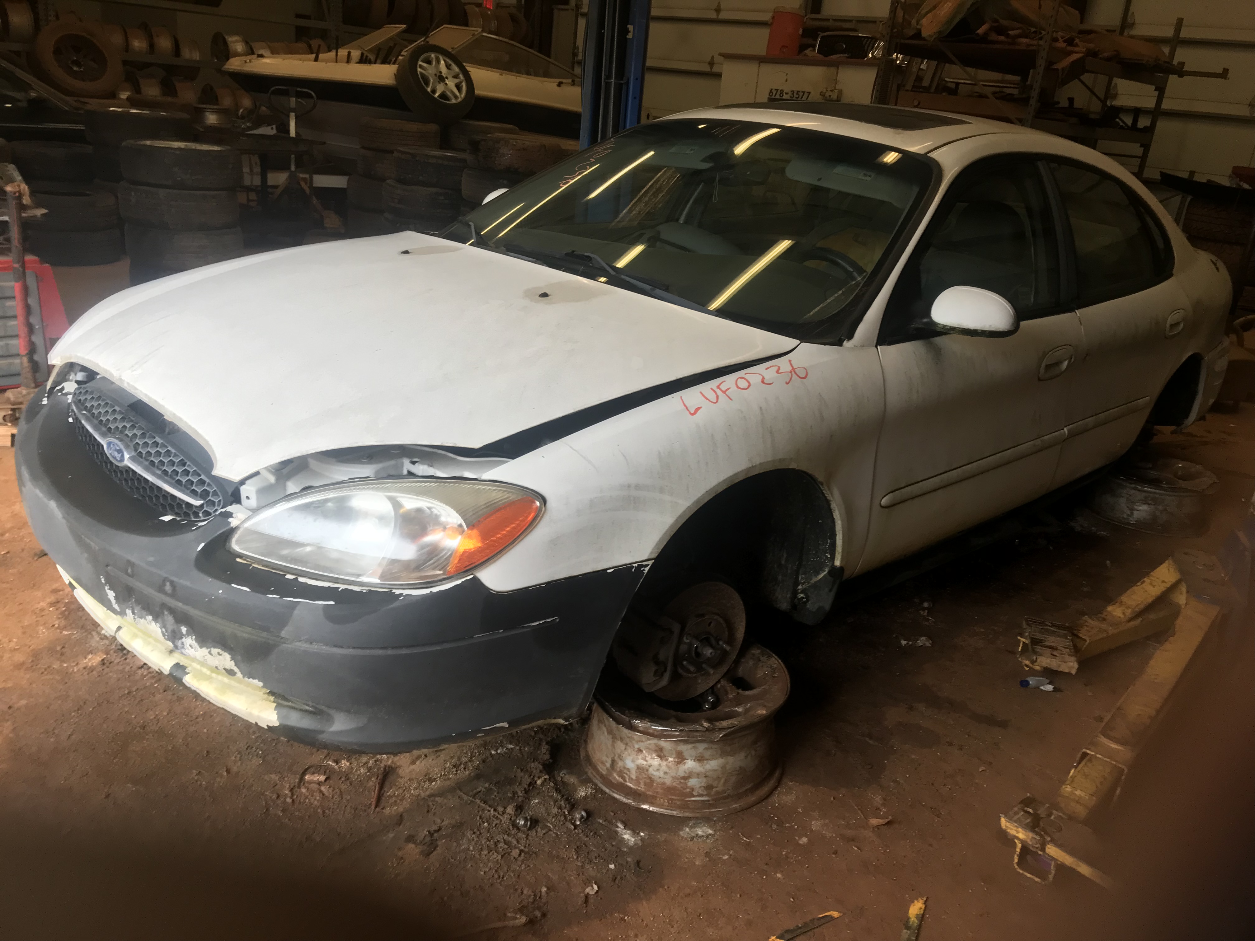 2006 FORD Taurus
