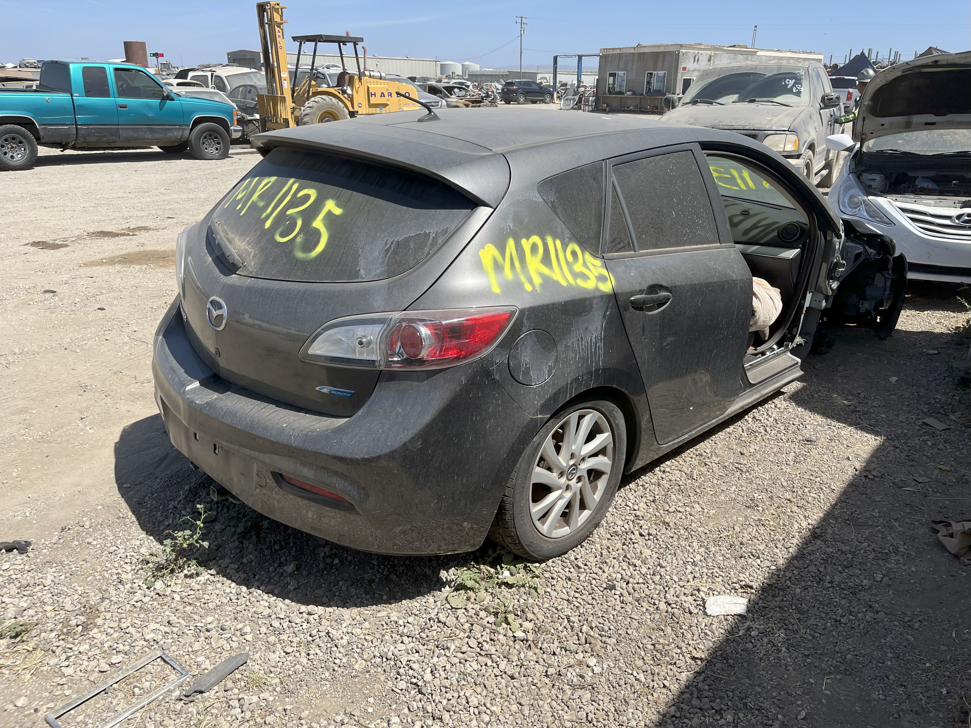 2013 MAZDA Mazda3