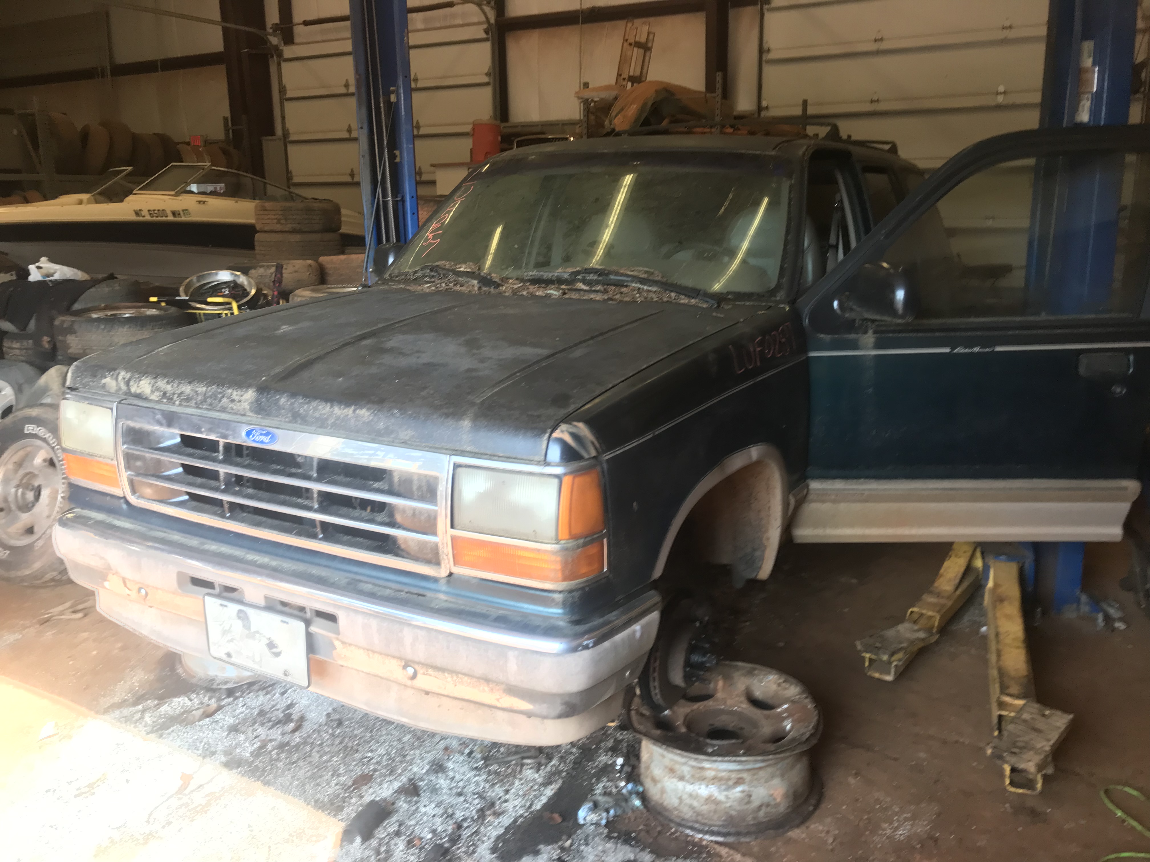 1992 FORD Explorer