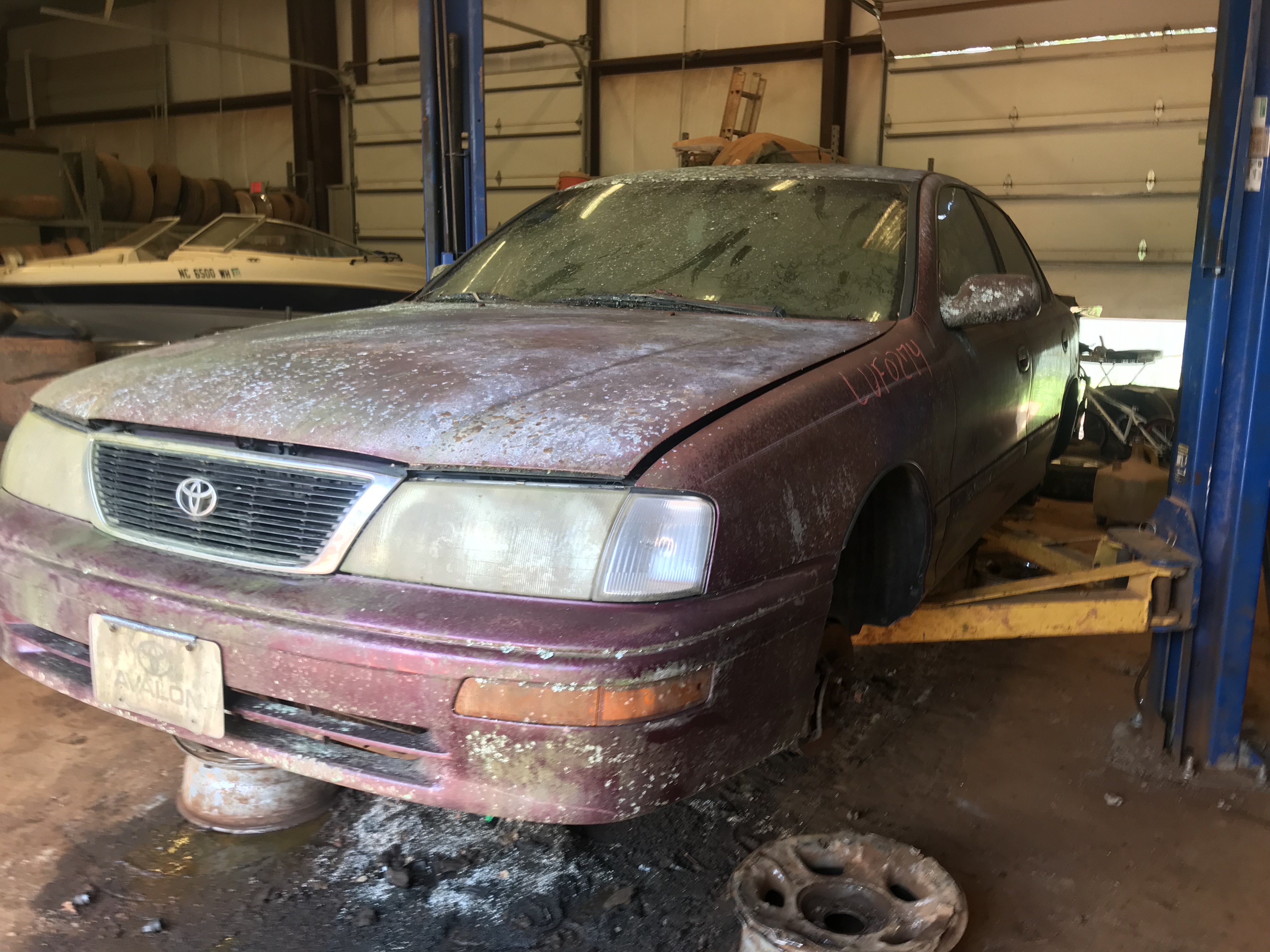 1997 TOYOTA Avalon