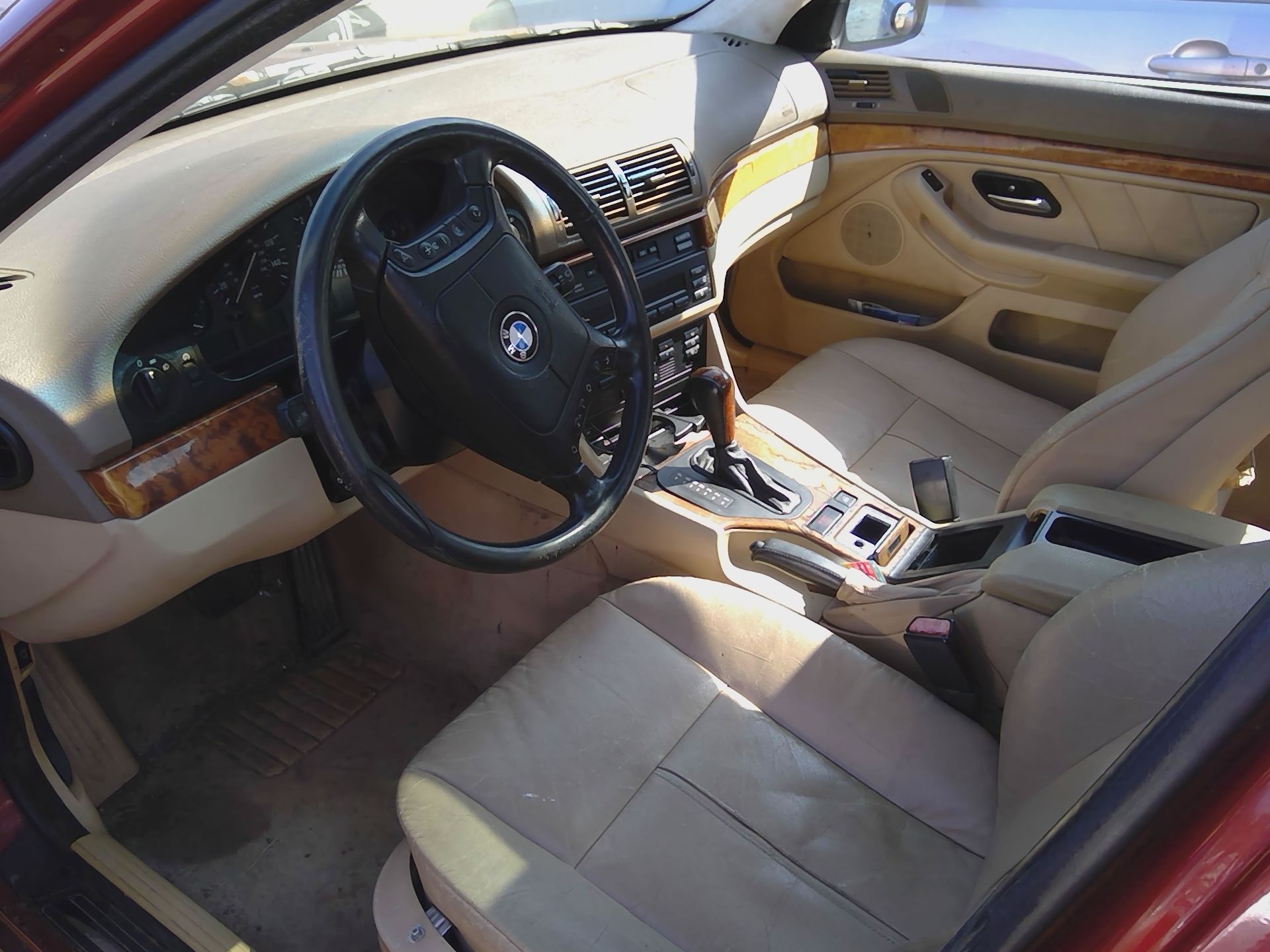 1999 BMW 528i