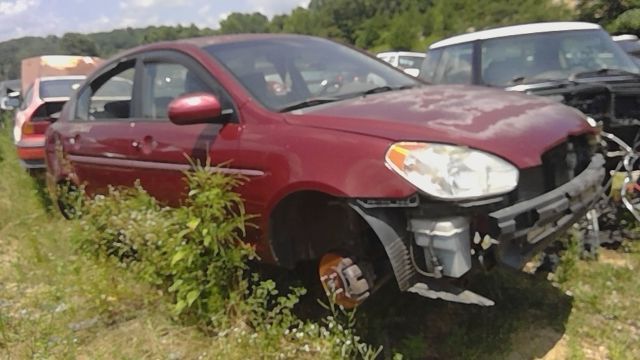 2010 HYUNDAI Accent