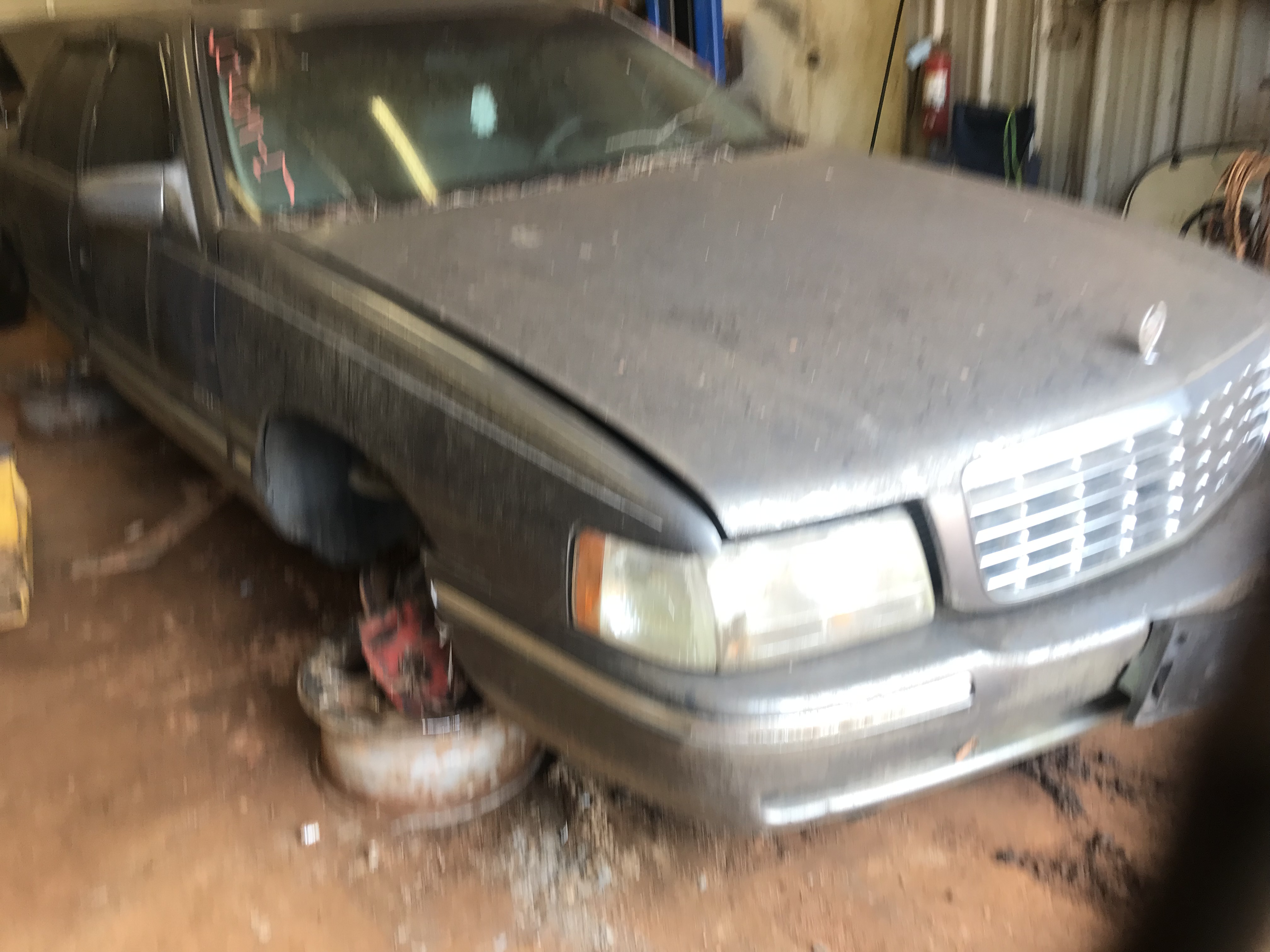 1999 CADILLAC Deville