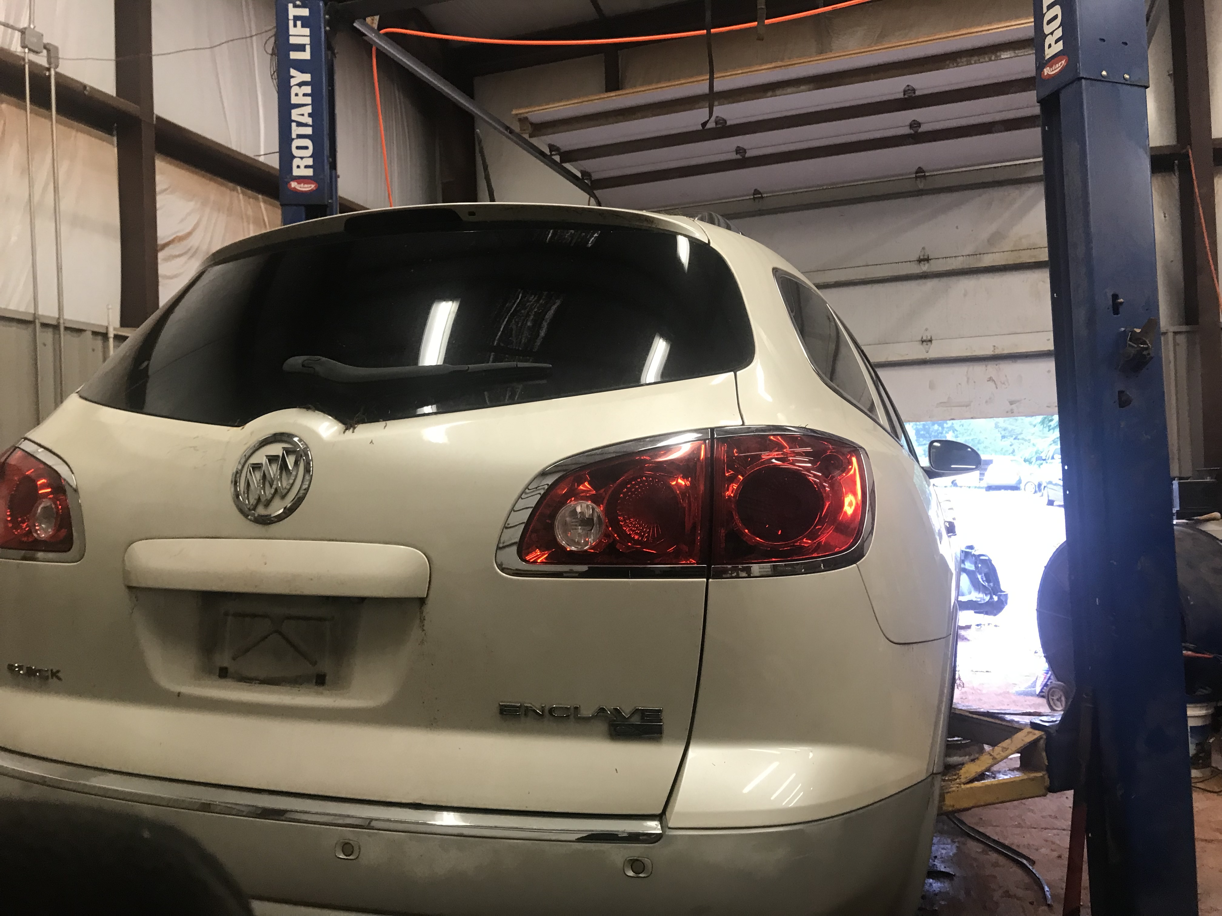 2011 BUICK Enclave