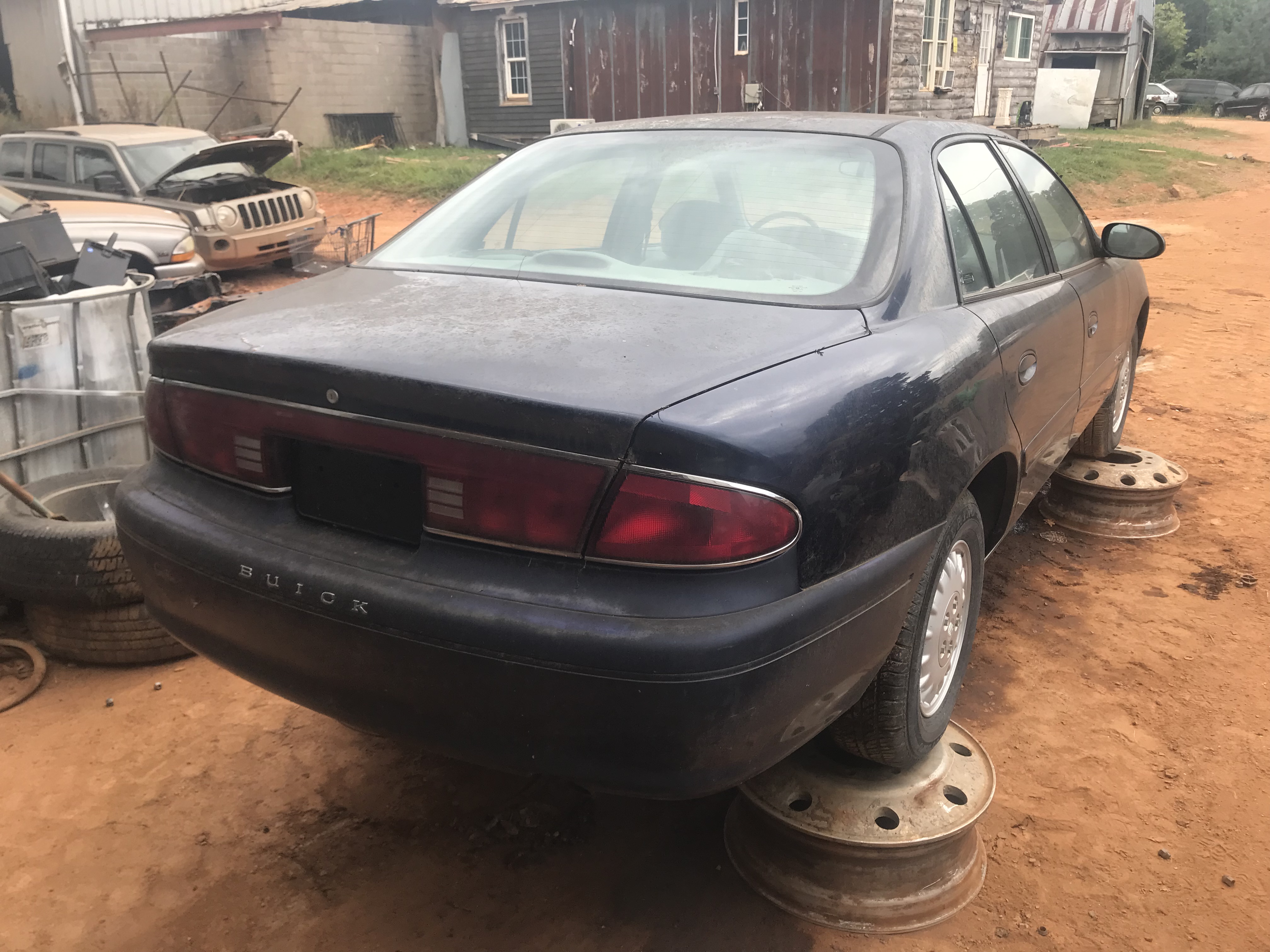 2002 BUICK Century