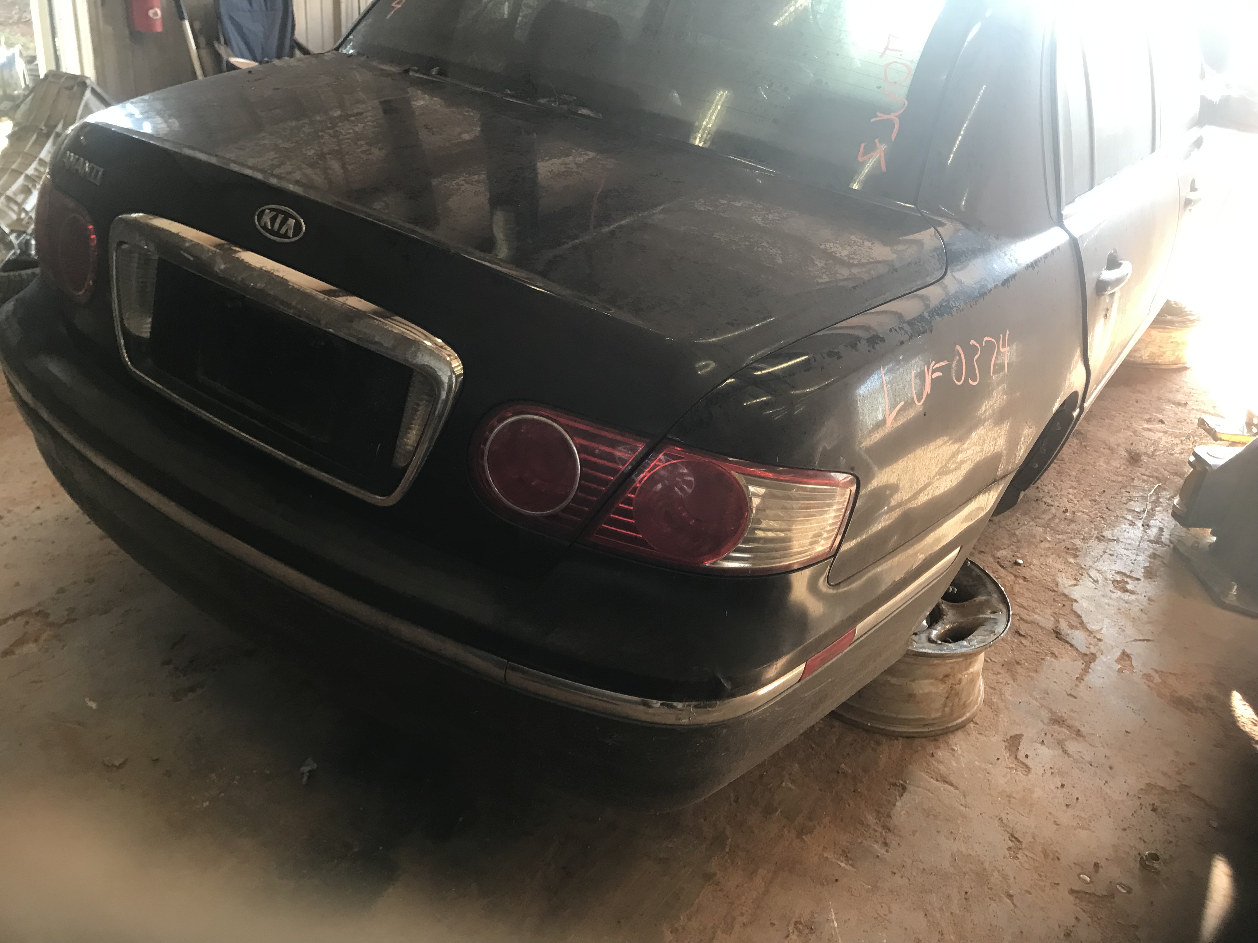 2005 KIA Amanti