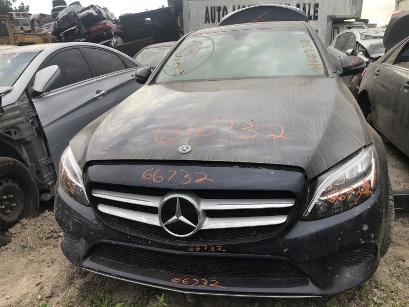 2019 MERCEDES-BENZ C-Class