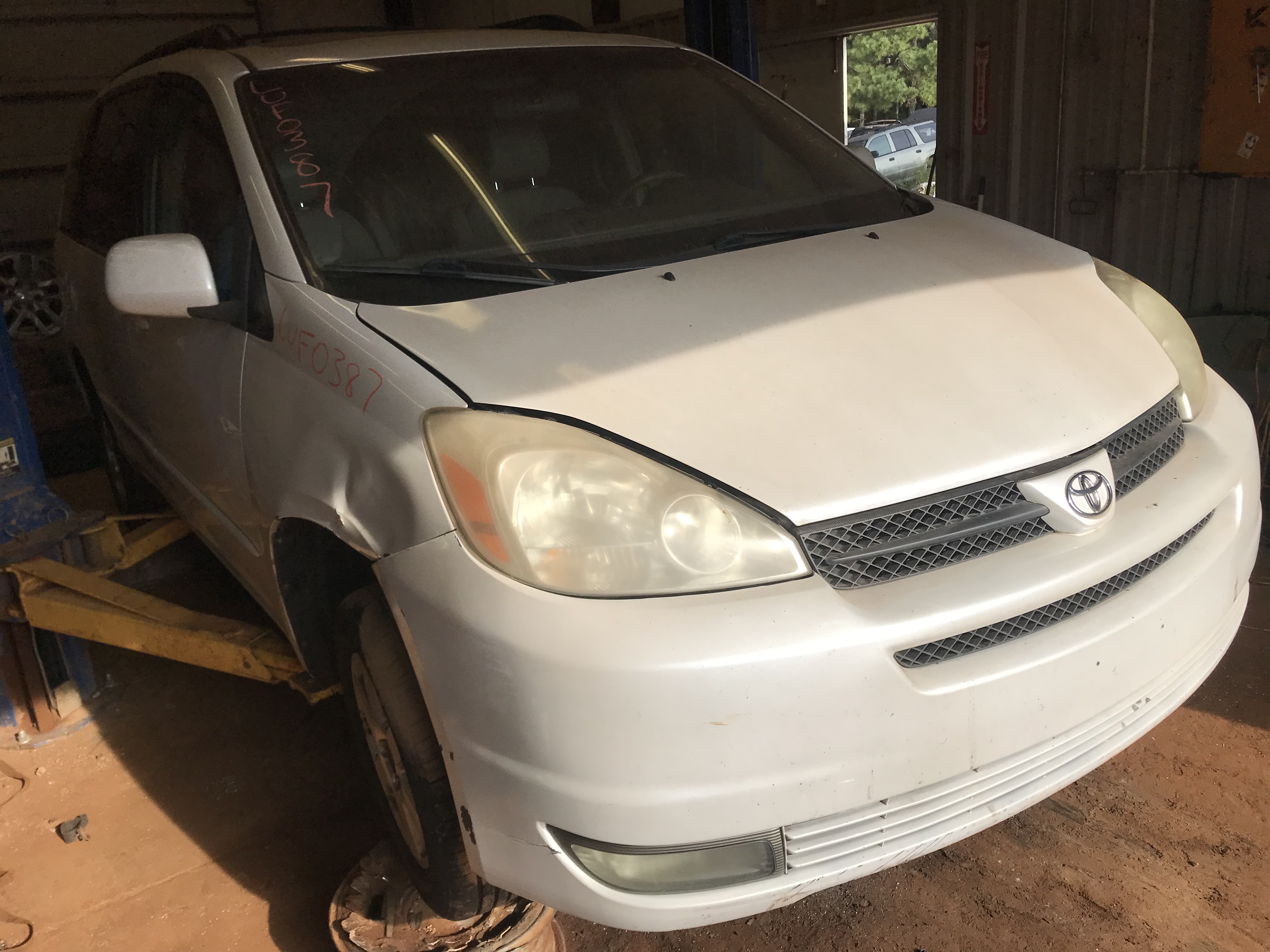 2005 TOYOTA Sienna