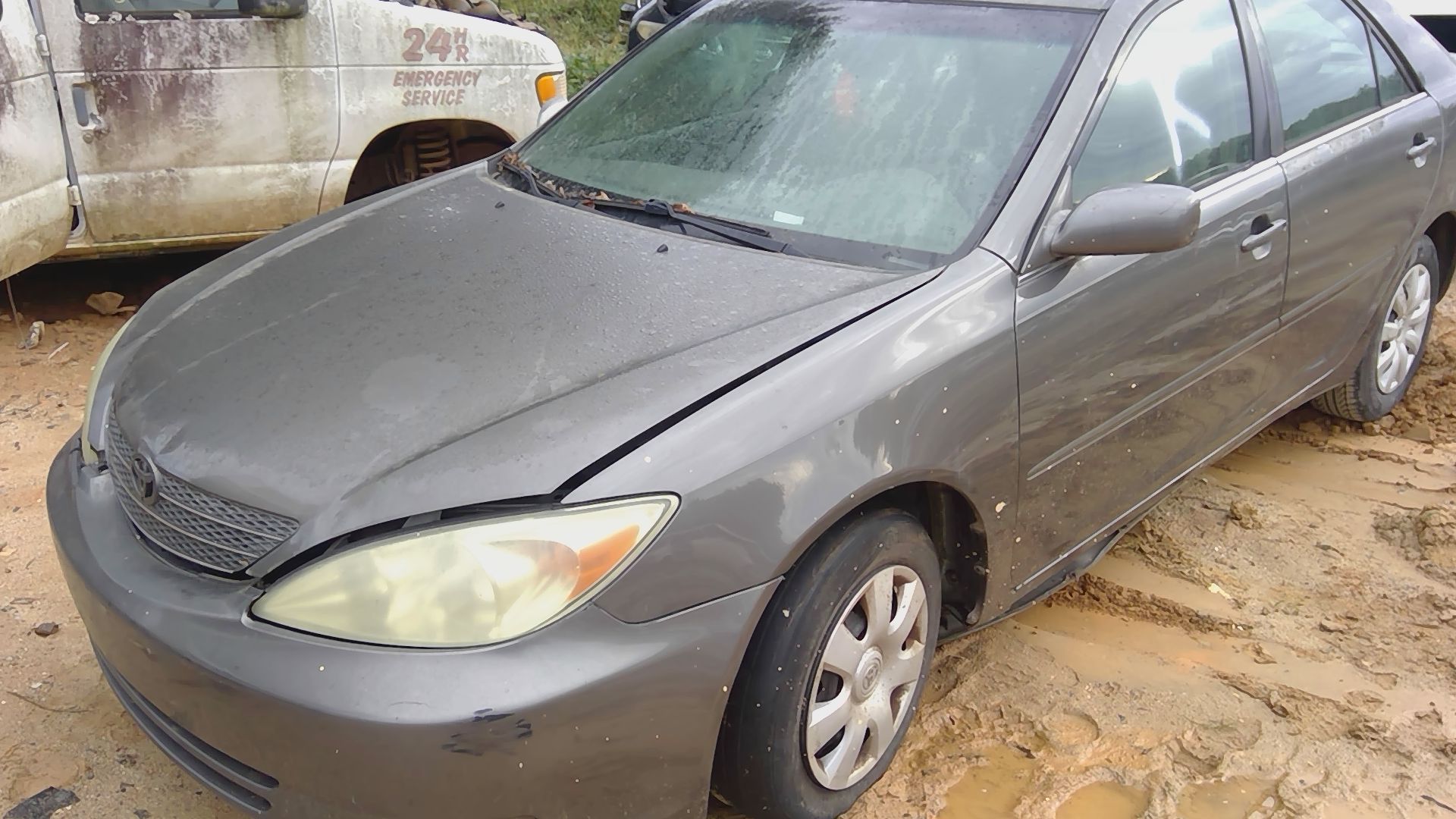 2004 TOYOTA Camry