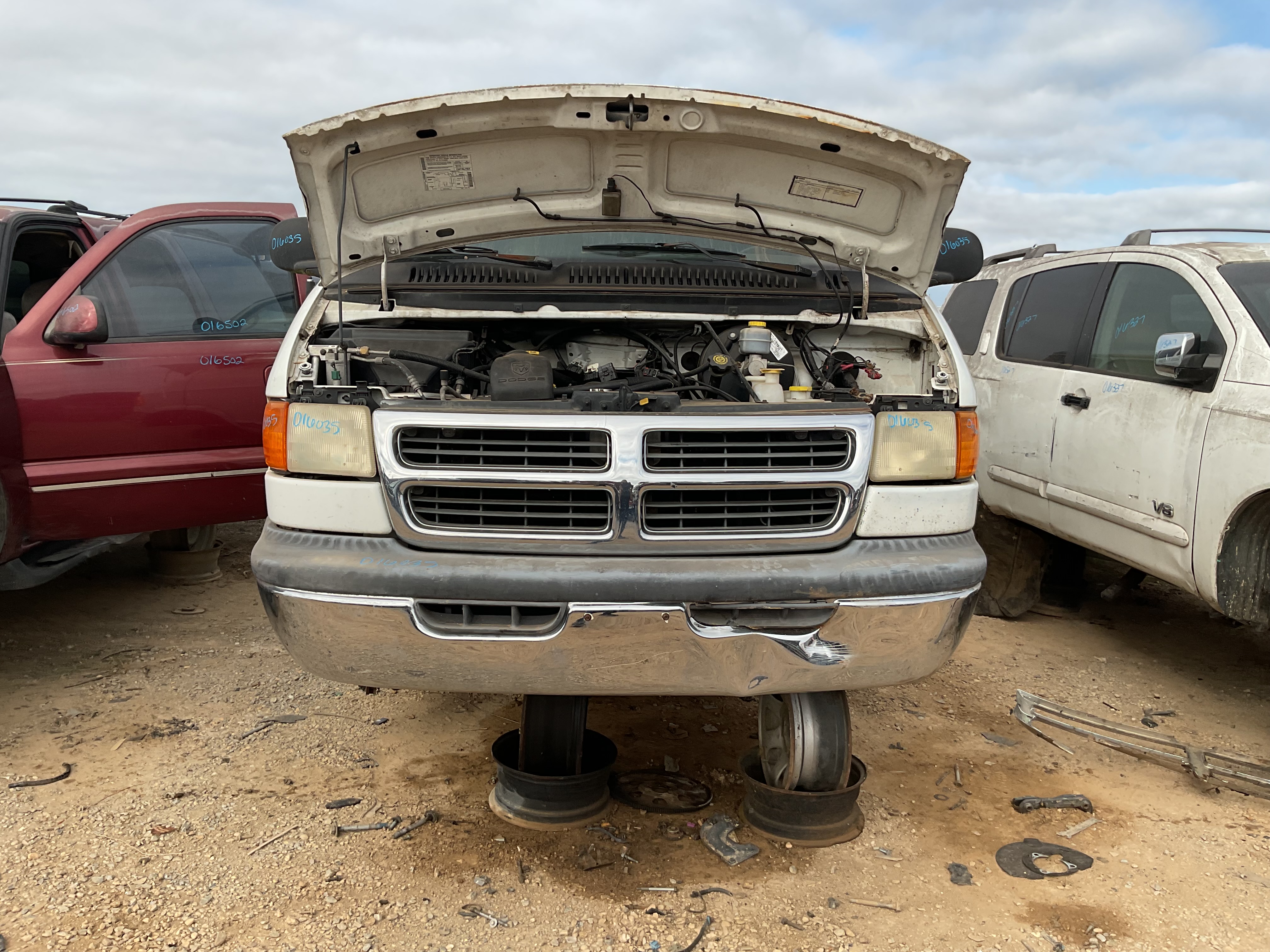 2001 DODGE Ram Wagon