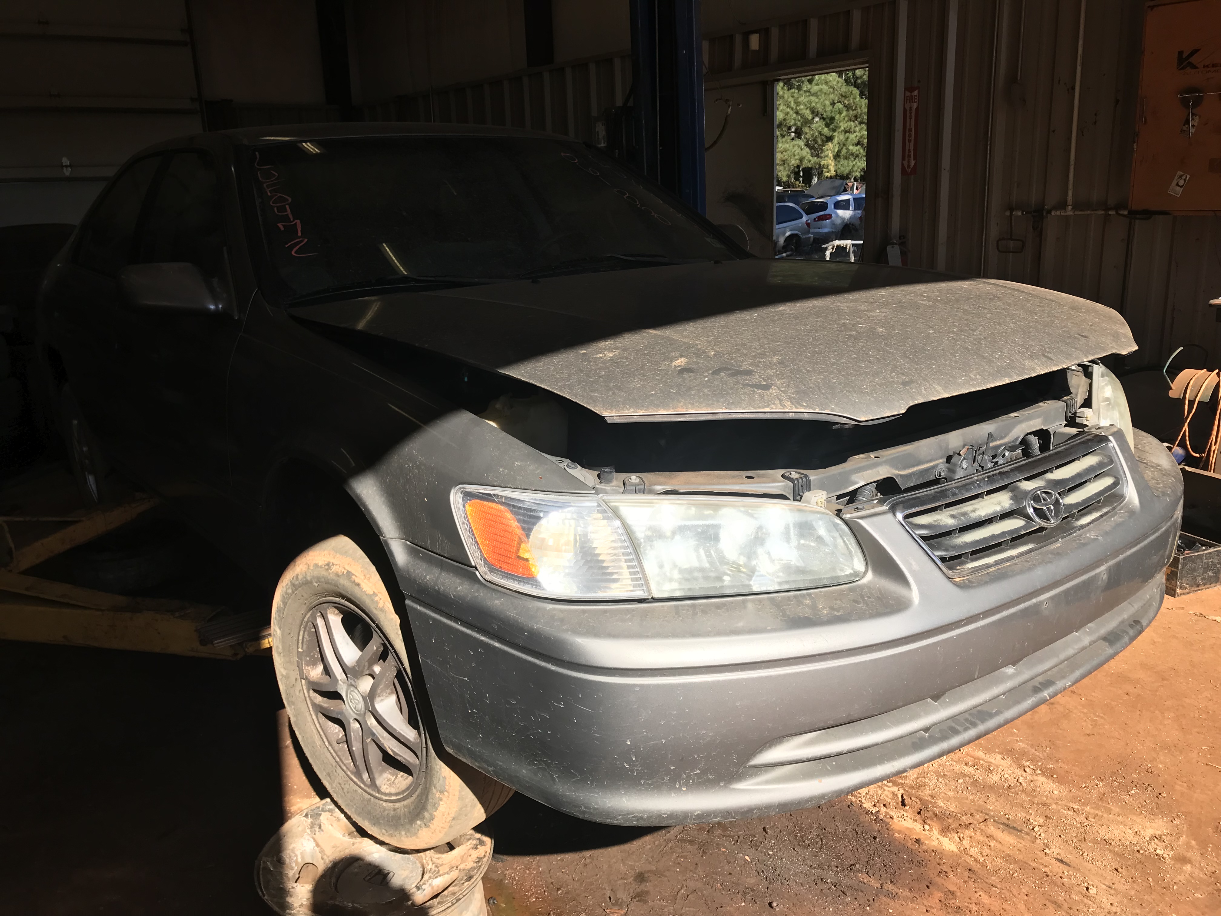 2001 TOYOTA Camry
