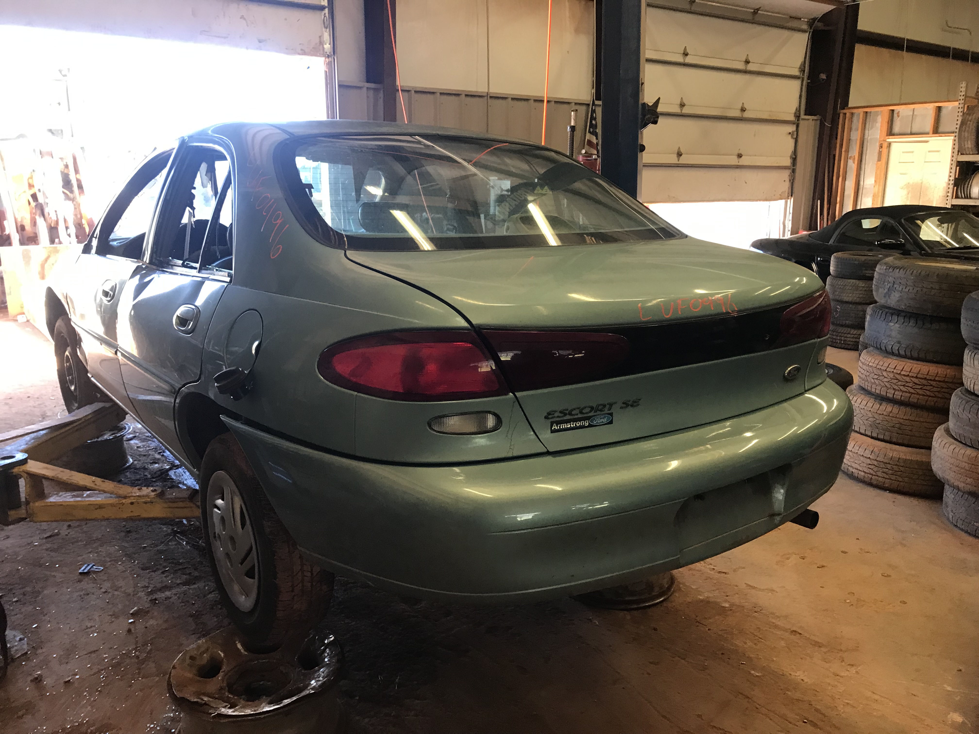1998 FORD Escort
