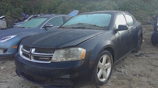 2013 DODGE Avenger