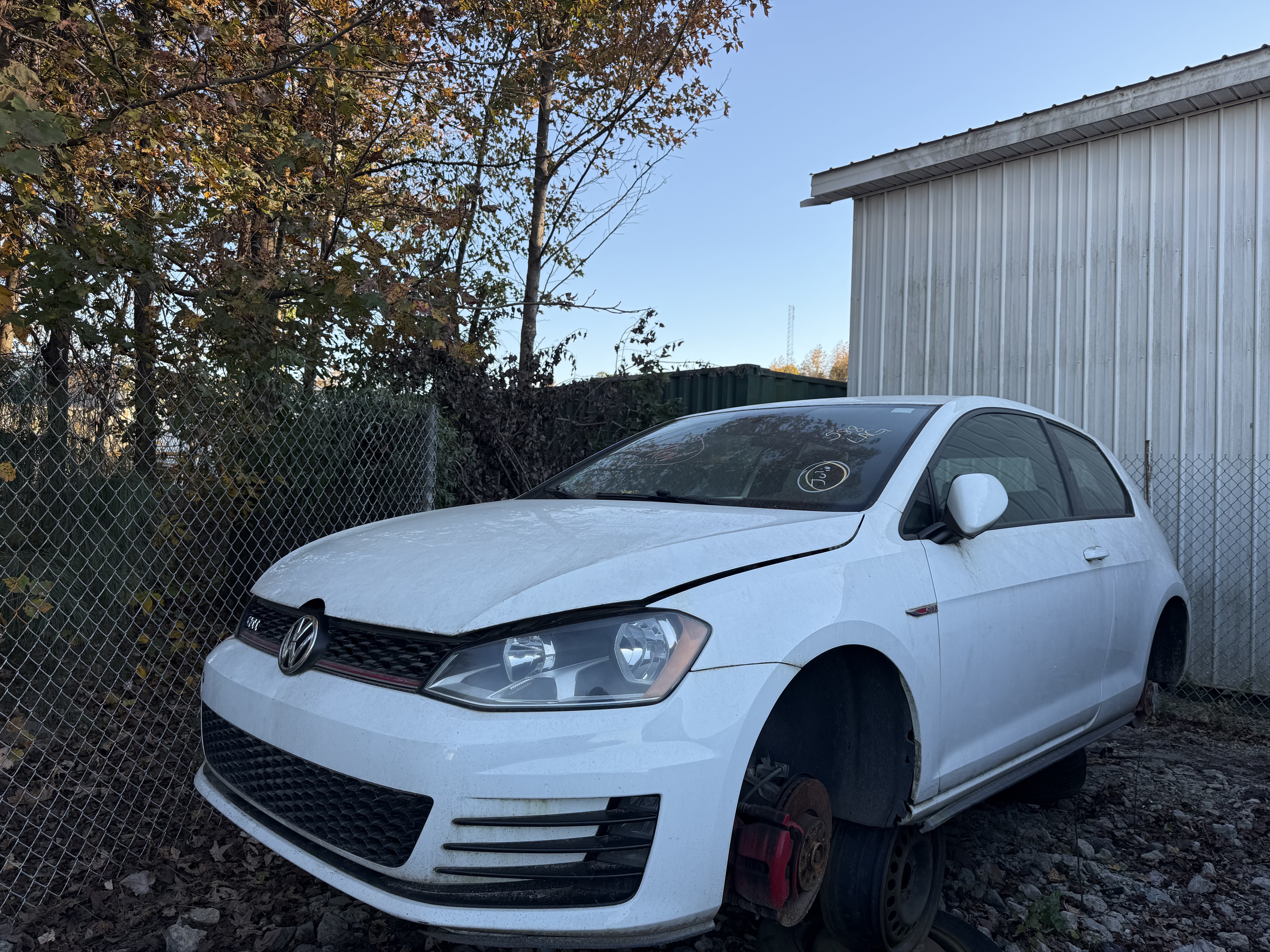 2015 VOLKSWAGEN Gti