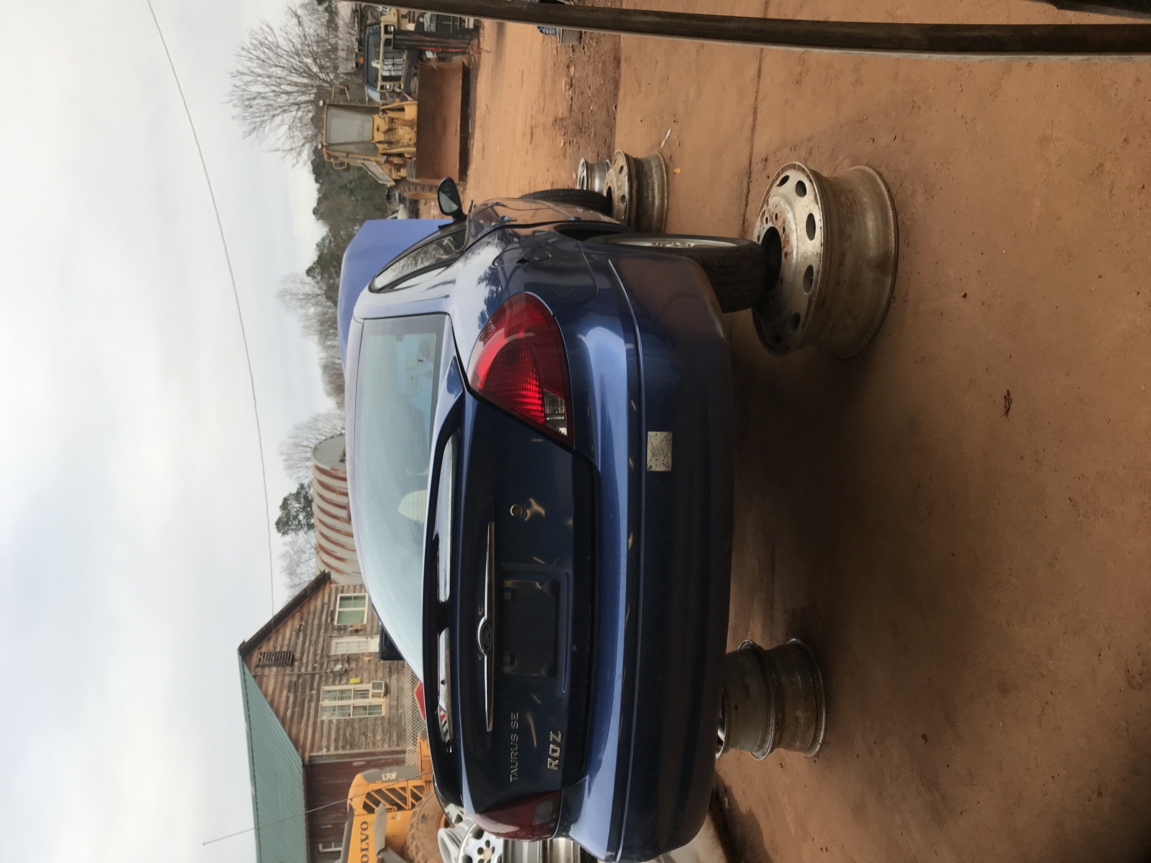 2002 FORD Taurus